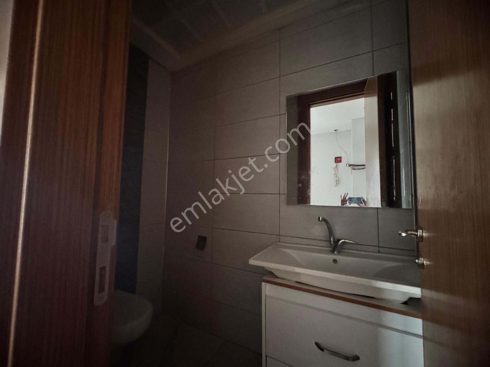 Çeysa Twin Towers 'da Satılık 2+1 Büro - Görsel 15