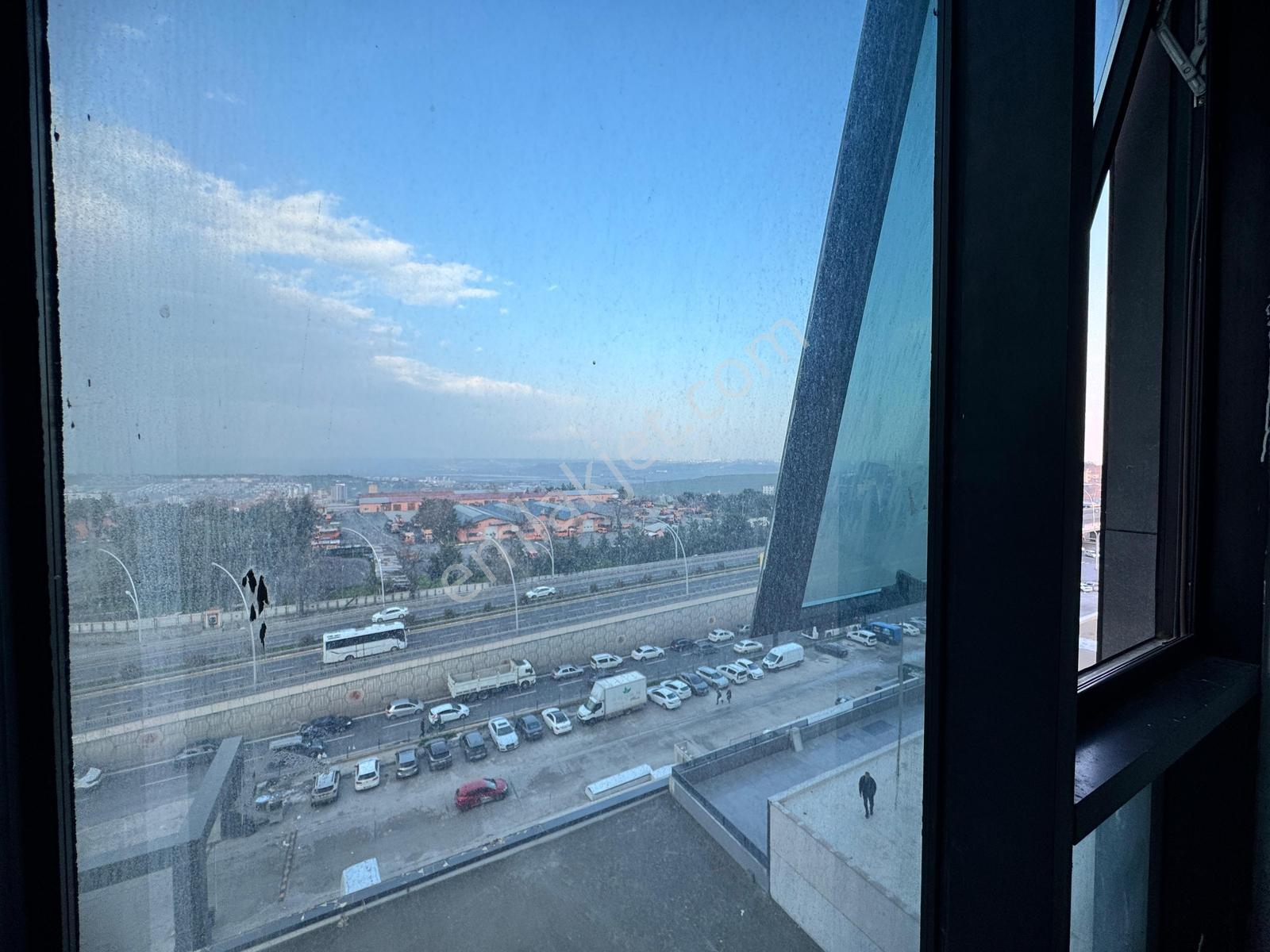 Çeysa Twin Towers 'da Satılık 2+1 Büro - Görsel 7