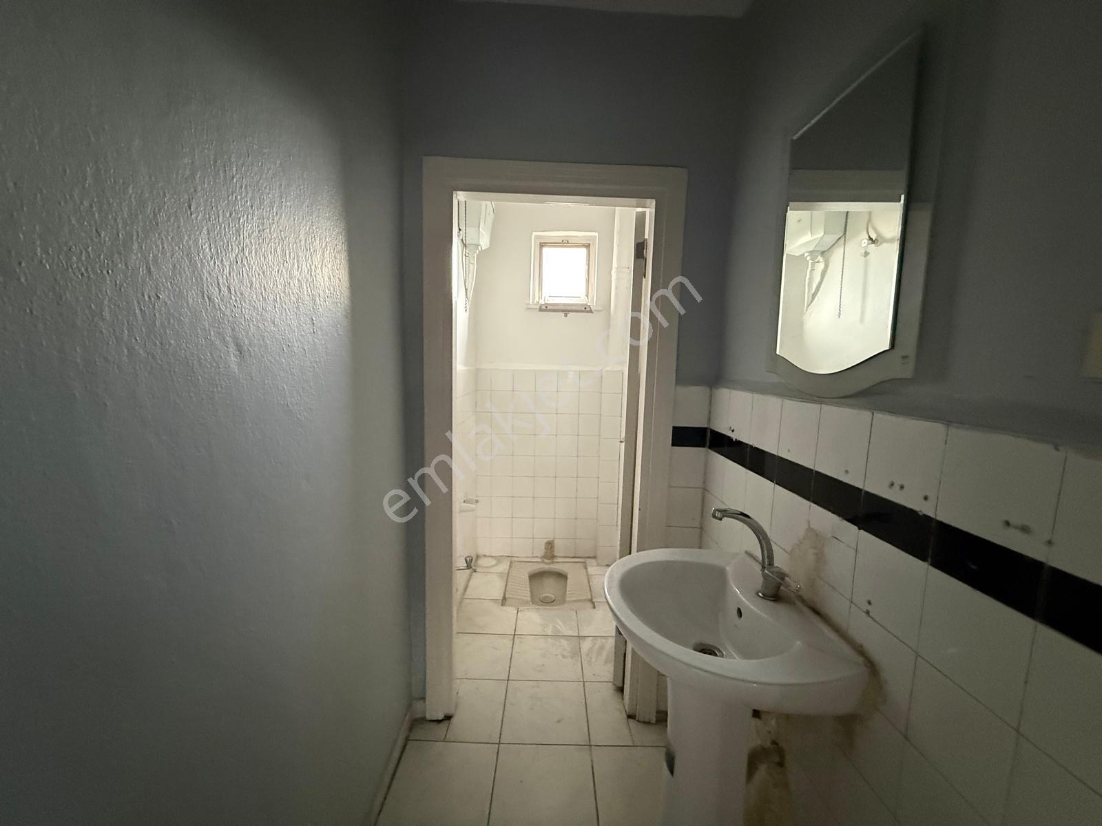 Remax'tan Mahmutbey Metronun Dibinde Kiralık 3+1 İşyeri - Görsel 21