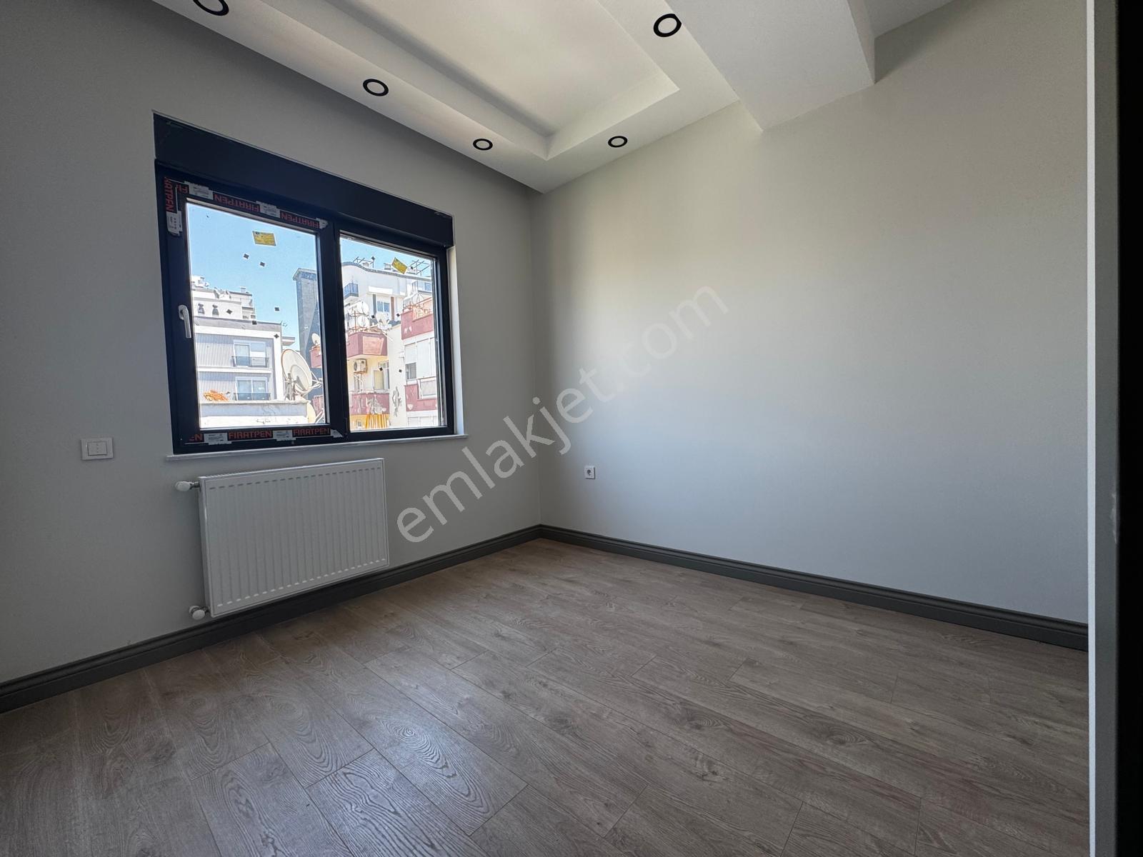 Varlık Mah Denize Yürüme Mesafesinde Satılık 3+1 Sıfır Daire - Görsel 13