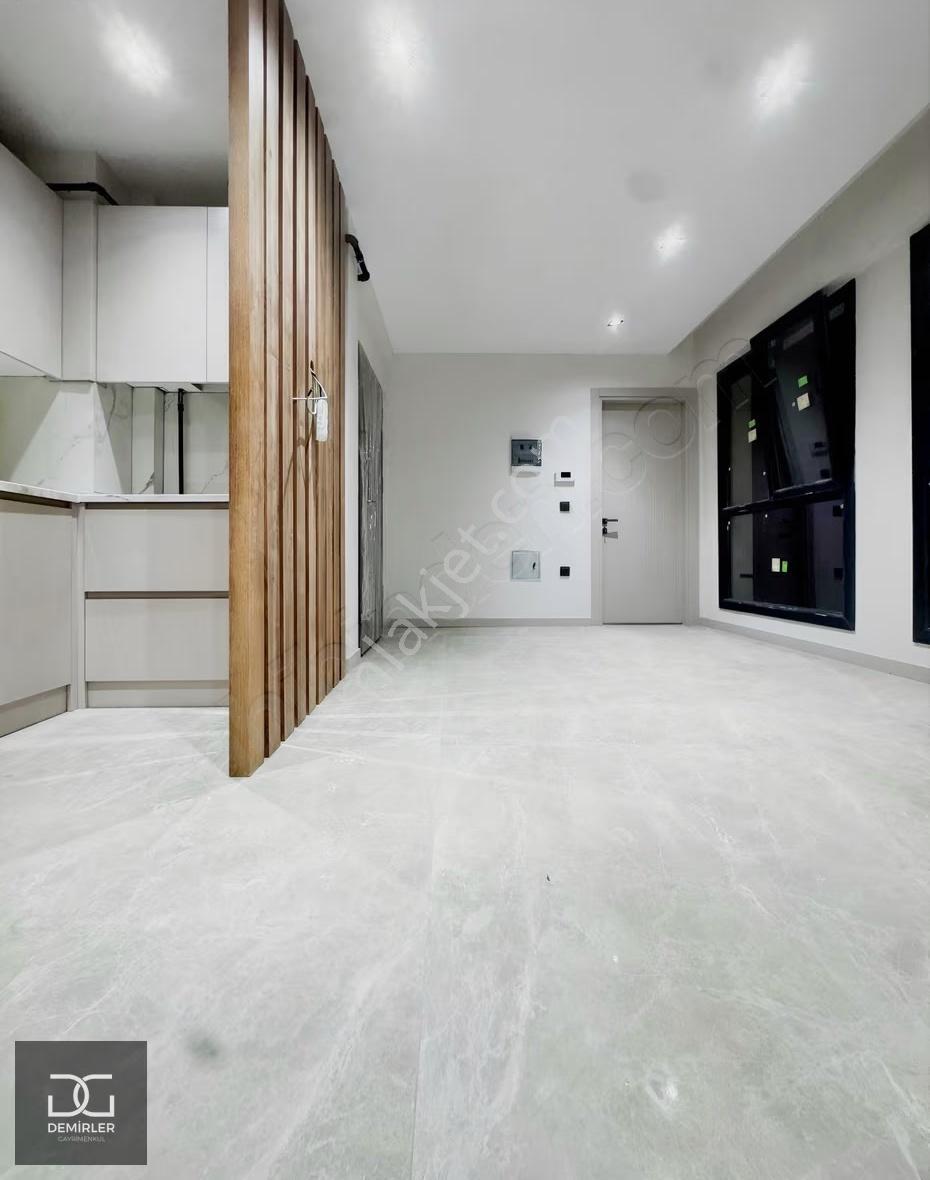 Demirler'den Aydem Karşısında Modern Tasarıma Sahip Home Ofis - Görsel 4