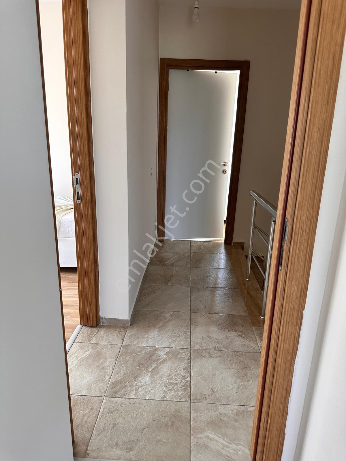 Kuşadası Davutlar Denize 250 M Havuzlu Site İçinde 3+1 Villa - Görsel 30