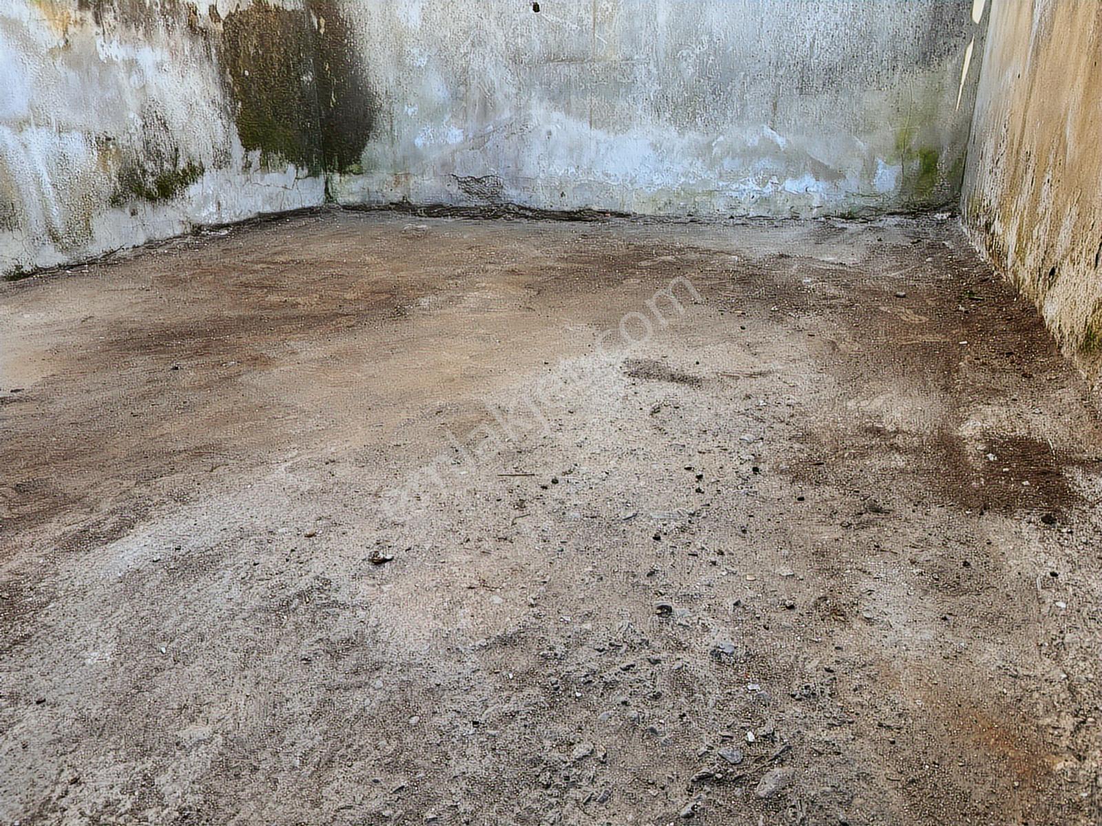 İzmir Menderes Kısıkköy Mobilyacılar Sitesinde Kiralık Dükkan - Görsel 5