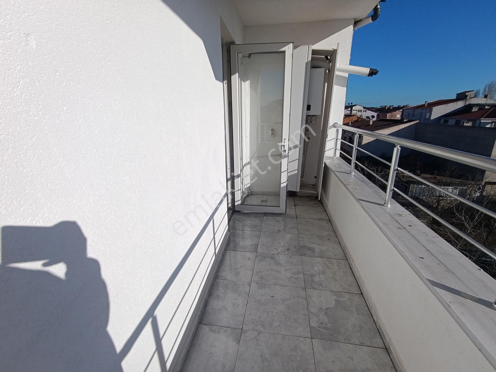 Şeyhsinan Mah 1+1 Geniş Kullanışlı Kiralık Daire - Görsel 9