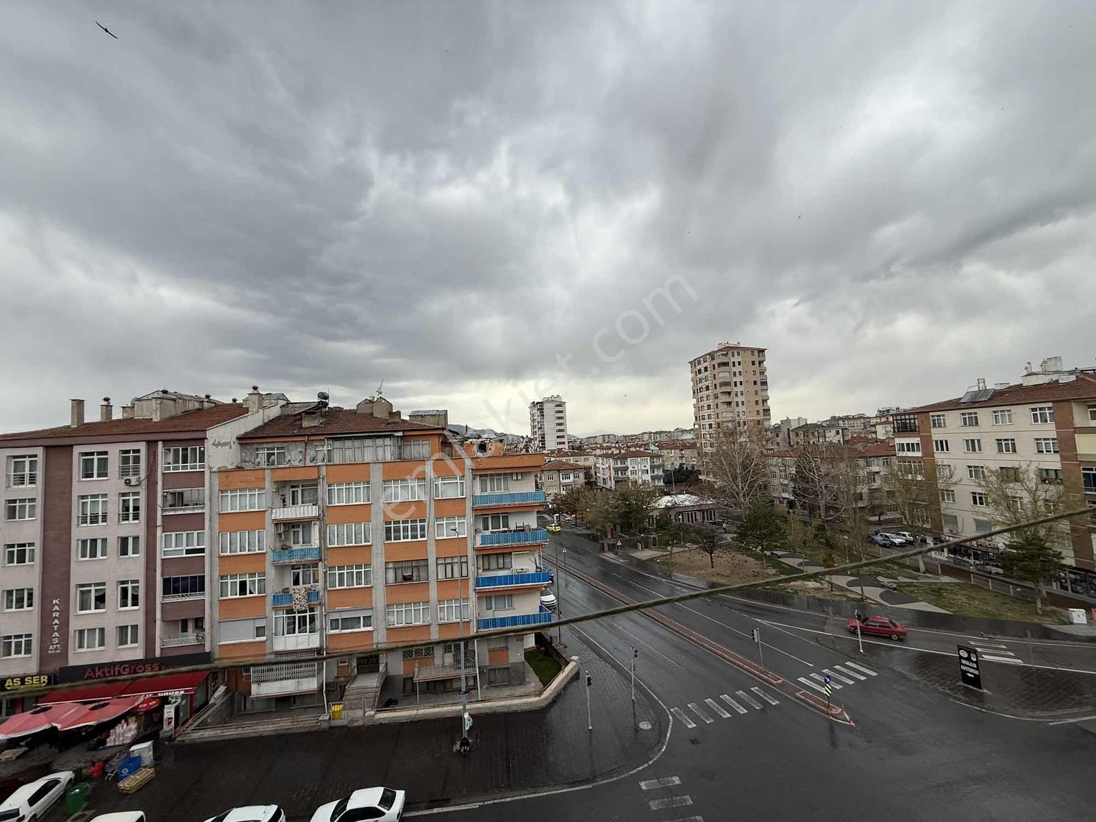 Fuzuli Caddesi Üzeri Köşe Başı 3+1 Satılık Daire - Görsel 25