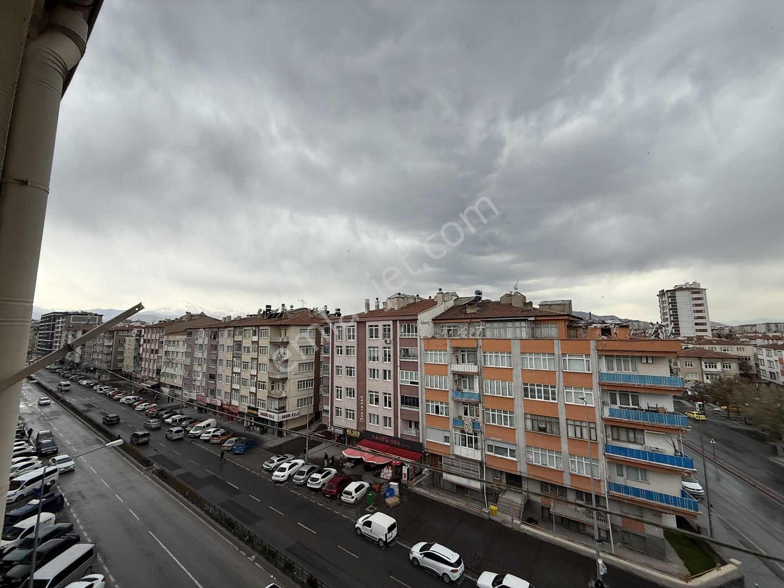 Fuzuli Caddesi Üzeri Köşe Başı 3+1 Satılık Daire - Görsel 26