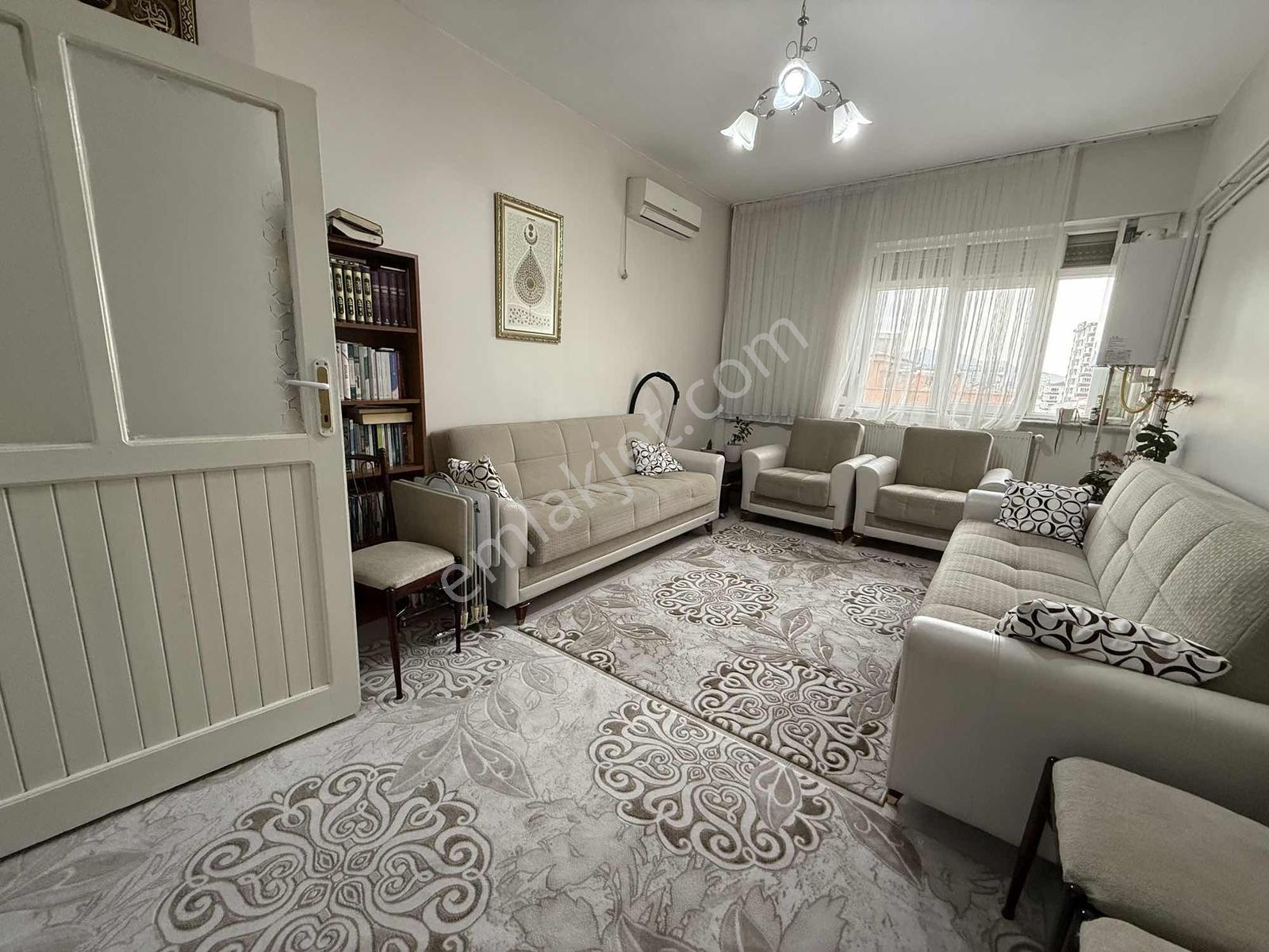 Fuzuli Caddesi Üzeri Köşe Başı 3+1 Satılık Daire - Görsel 3