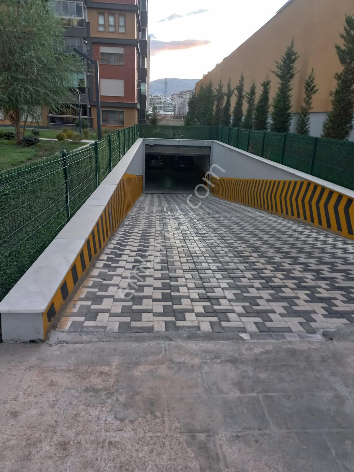 Yazır Da Adenpark Sitesinde Satılık 4+1 Lüx Daire - Görsel 24