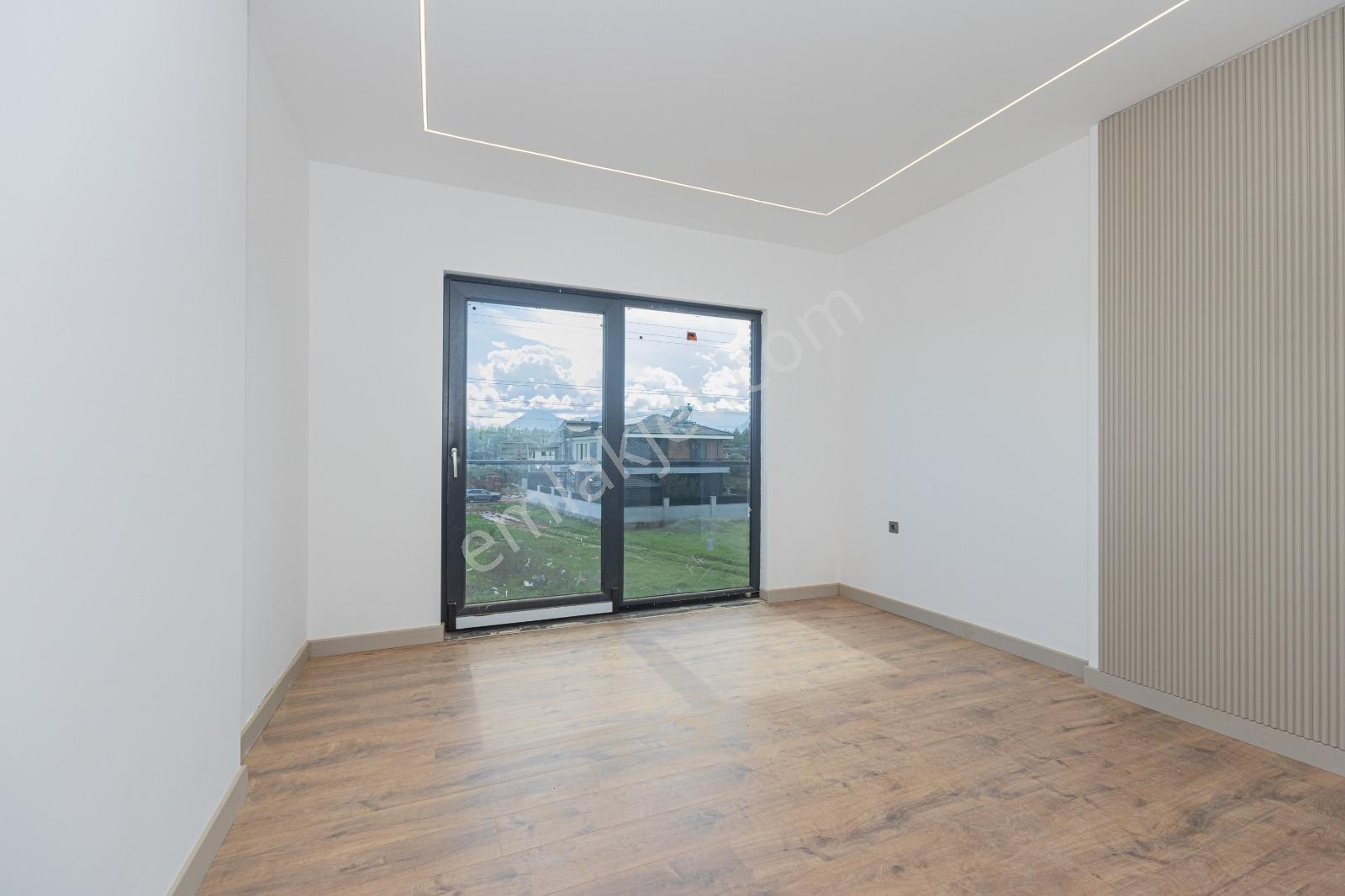 Yeşilbayırda Orman Manzaralı Müstakil Havuzlu Villa - Görsel 17