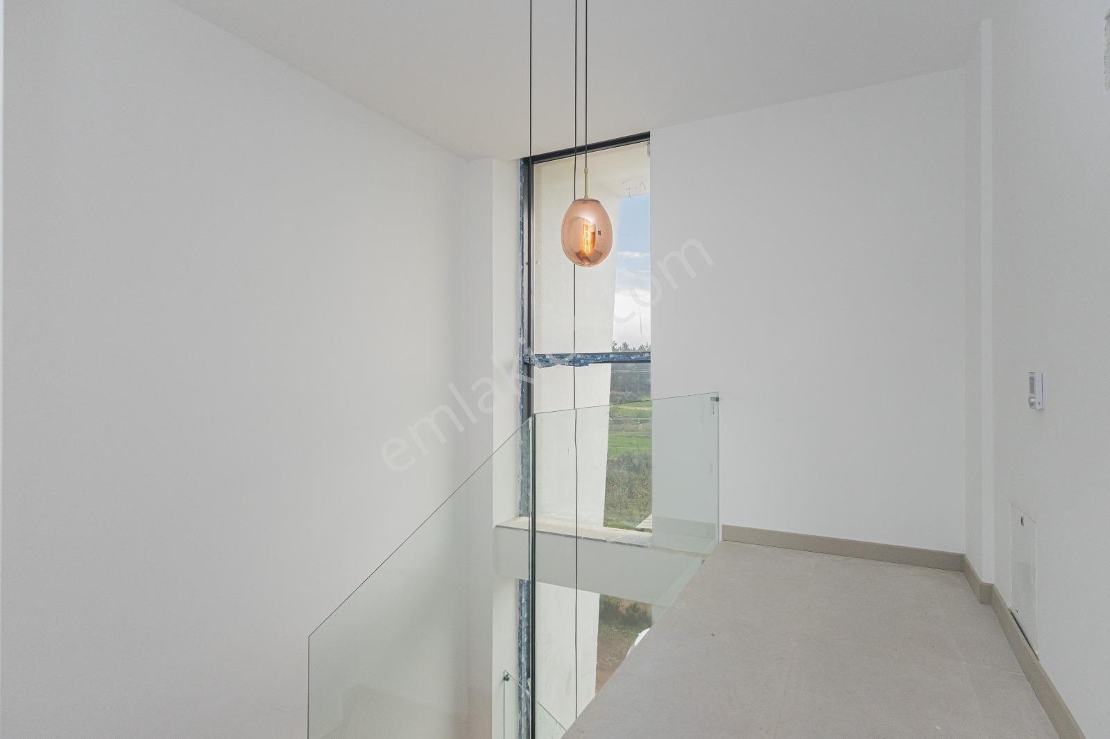 Yeşilbayırda Orman Manzaralı Müstakil Havuzlu Villa - Görsel 18