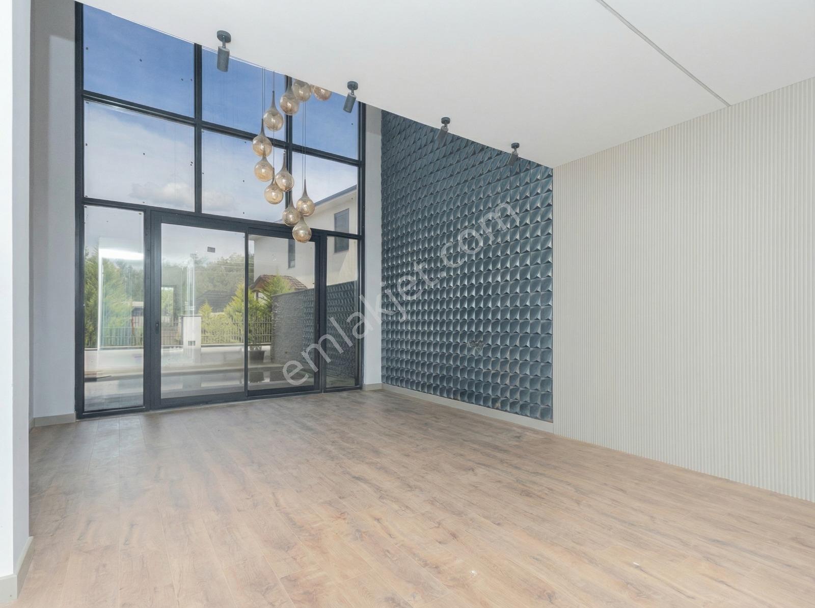 Yeşilbayırda Orman Manzaralı Müstakil Havuzlu Villa - Görsel 2