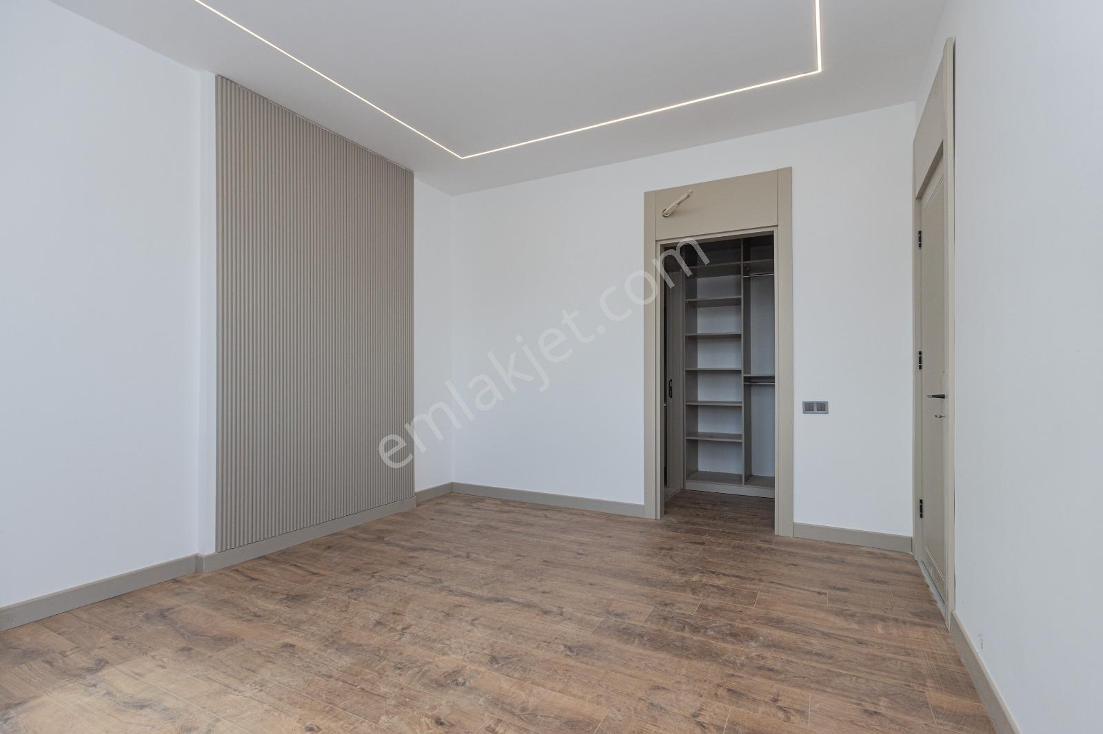 Yeşilbayırda Orman Manzaralı Müstakil Havuzlu Villa - Görsel 28