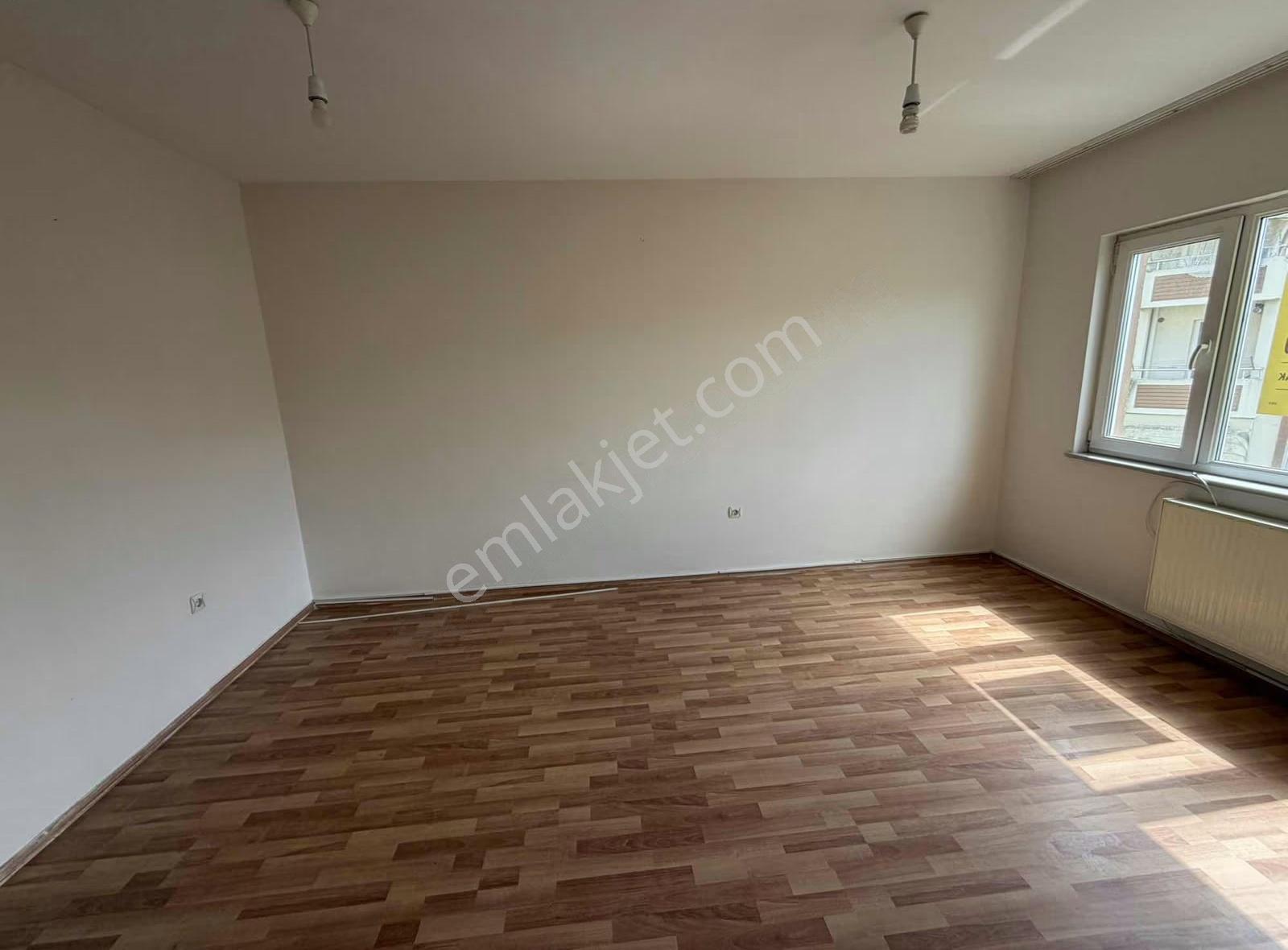 Korucuk Dorukkent Sitesi Ara Kat Güney Cephe Kiralık 2+1 Daire - Görsel 11