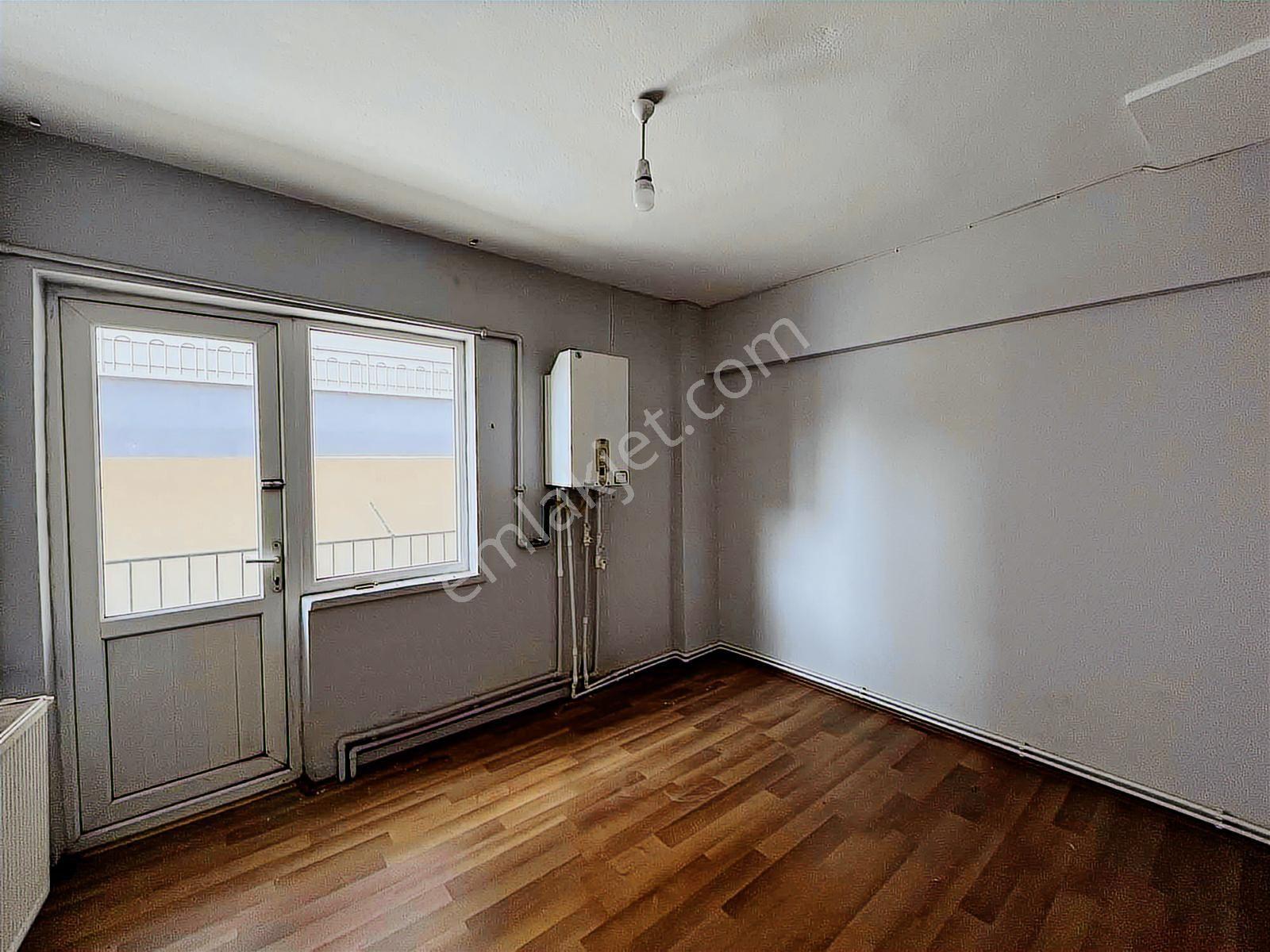 Sincan Merkezde Kiralık Ofis İşyeri - Görsel 18
