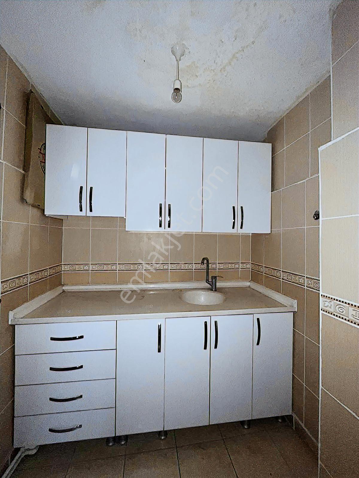 Sincan Merkezde Kiralık Ofis İşyeri - Görsel 10