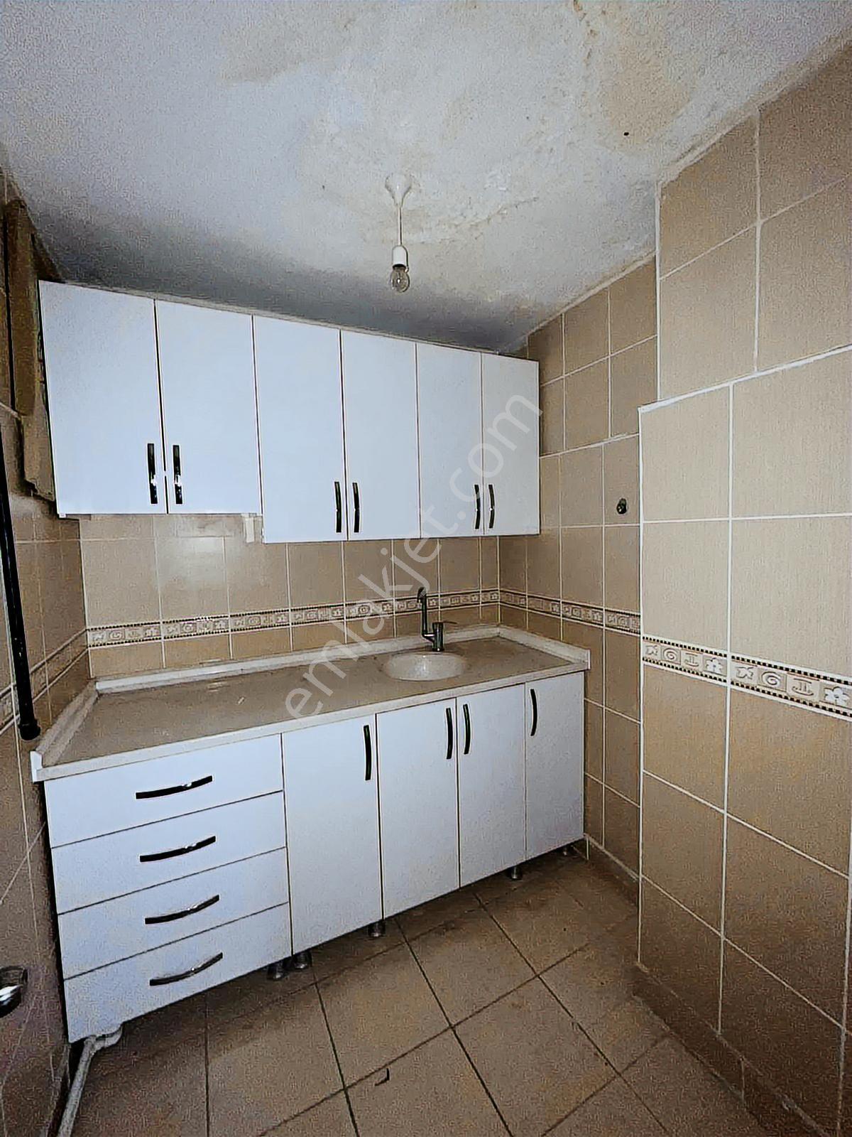 Sincan Merkezde Kiralık Ofis İşyeri - Görsel 8