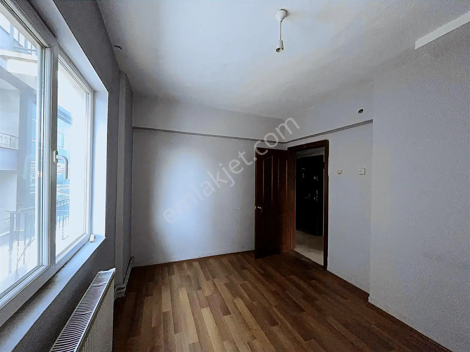 Sincan Merkezde Kiralık Ofis İşyeri - Görsel 21