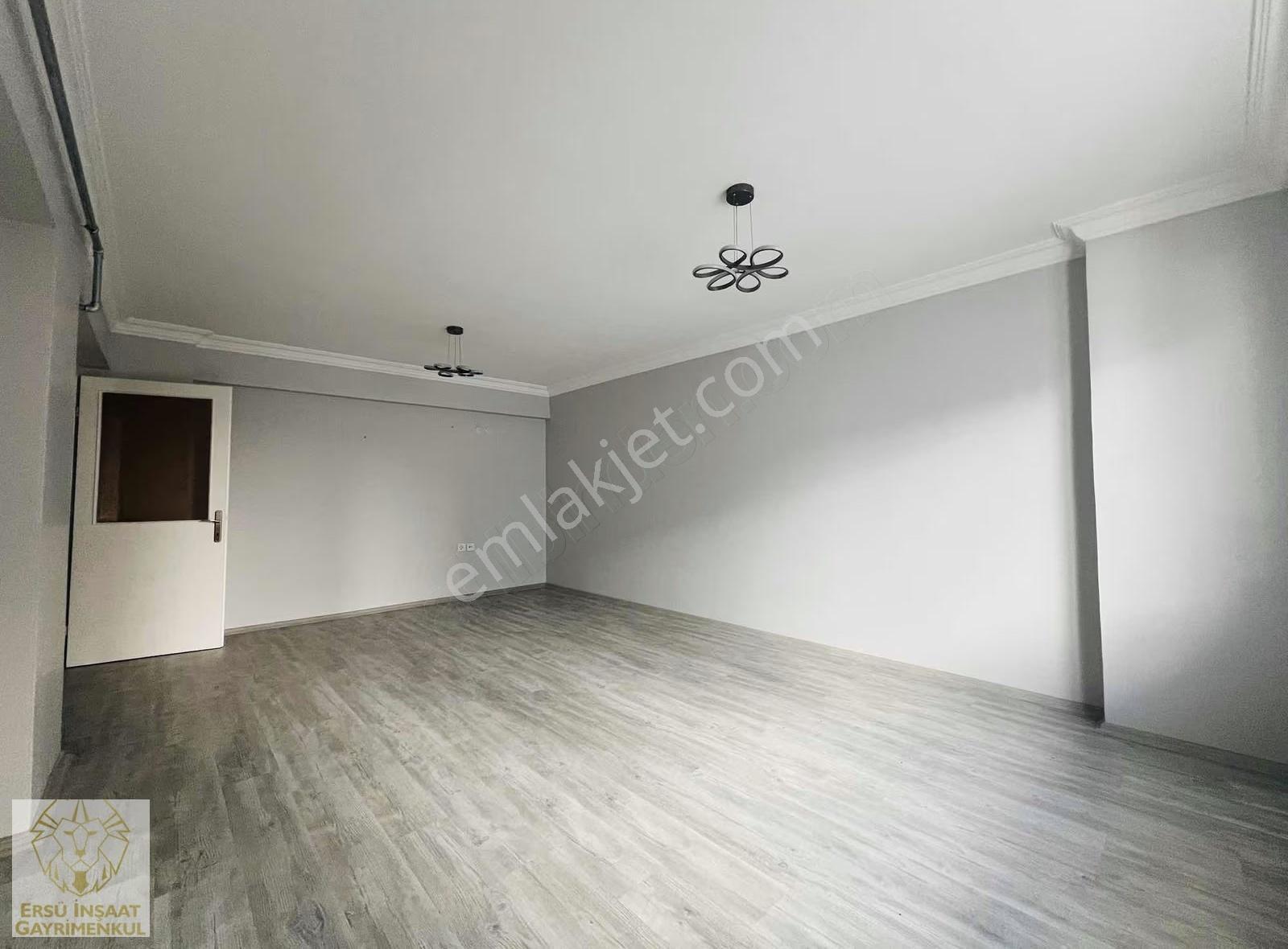 Ersüden Ordu Caddesi Yakını 3+1 130m2 Otoparklı Asansörlü Arakat - Görsel 3
