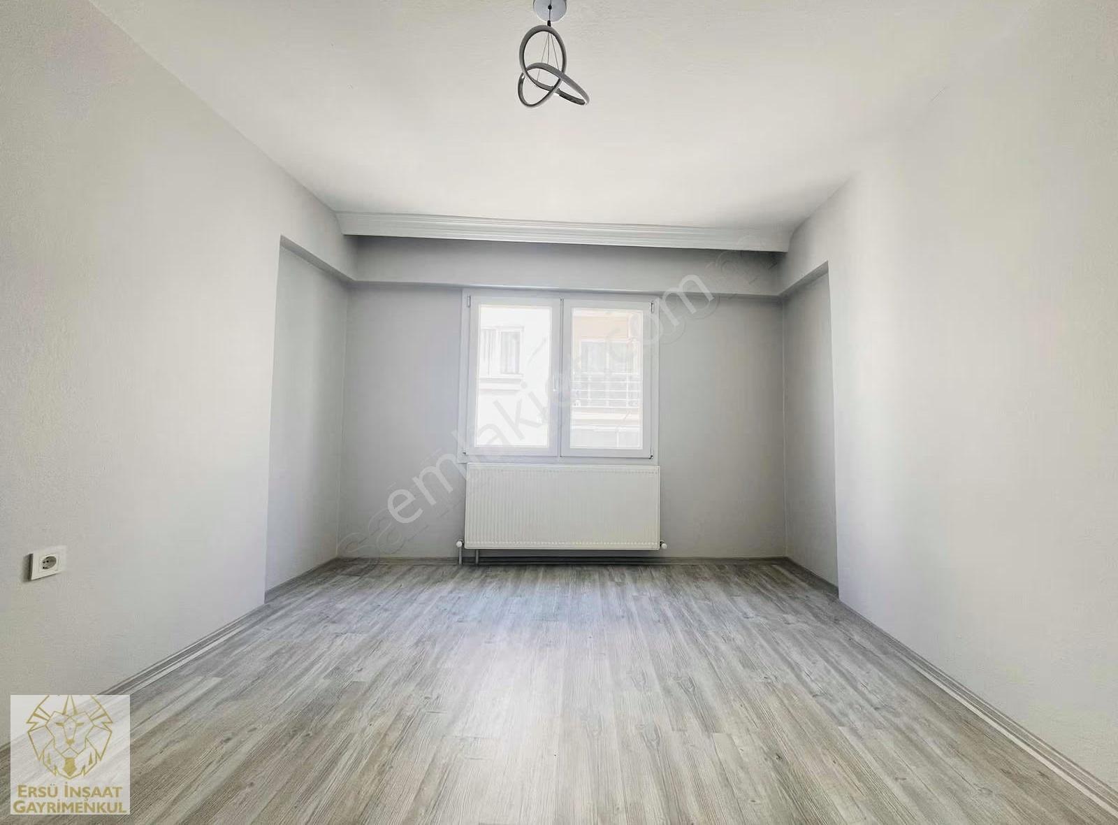 Ersüden Ordu Caddesi Yakını 3+1 130m2 Otoparklı Asansörlü Arakat - Görsel 23