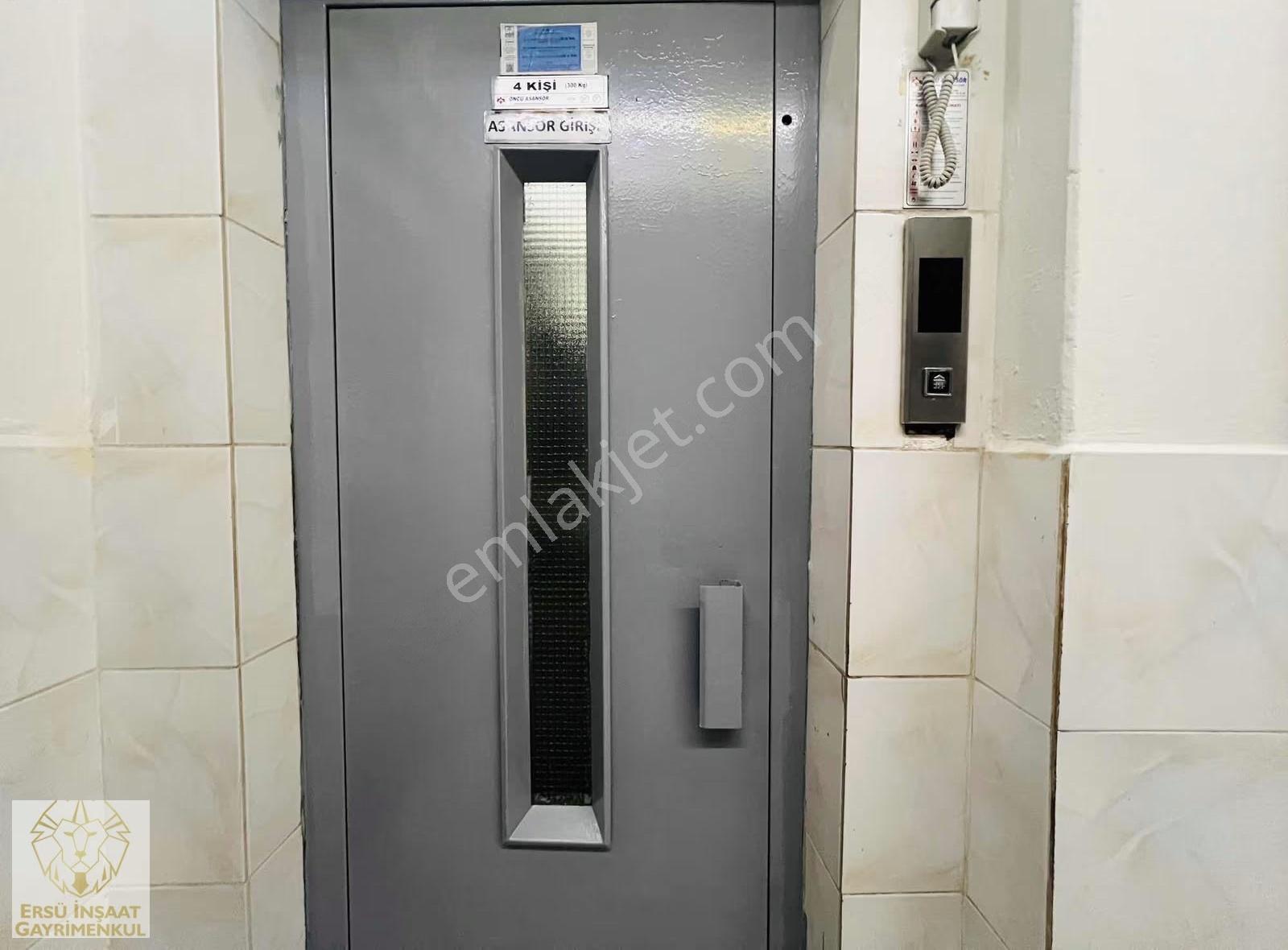 Ersüden Ordu Caddesi Yakını 3+1 130m2 Otoparklı Asansörlü Arakat - Görsel 12