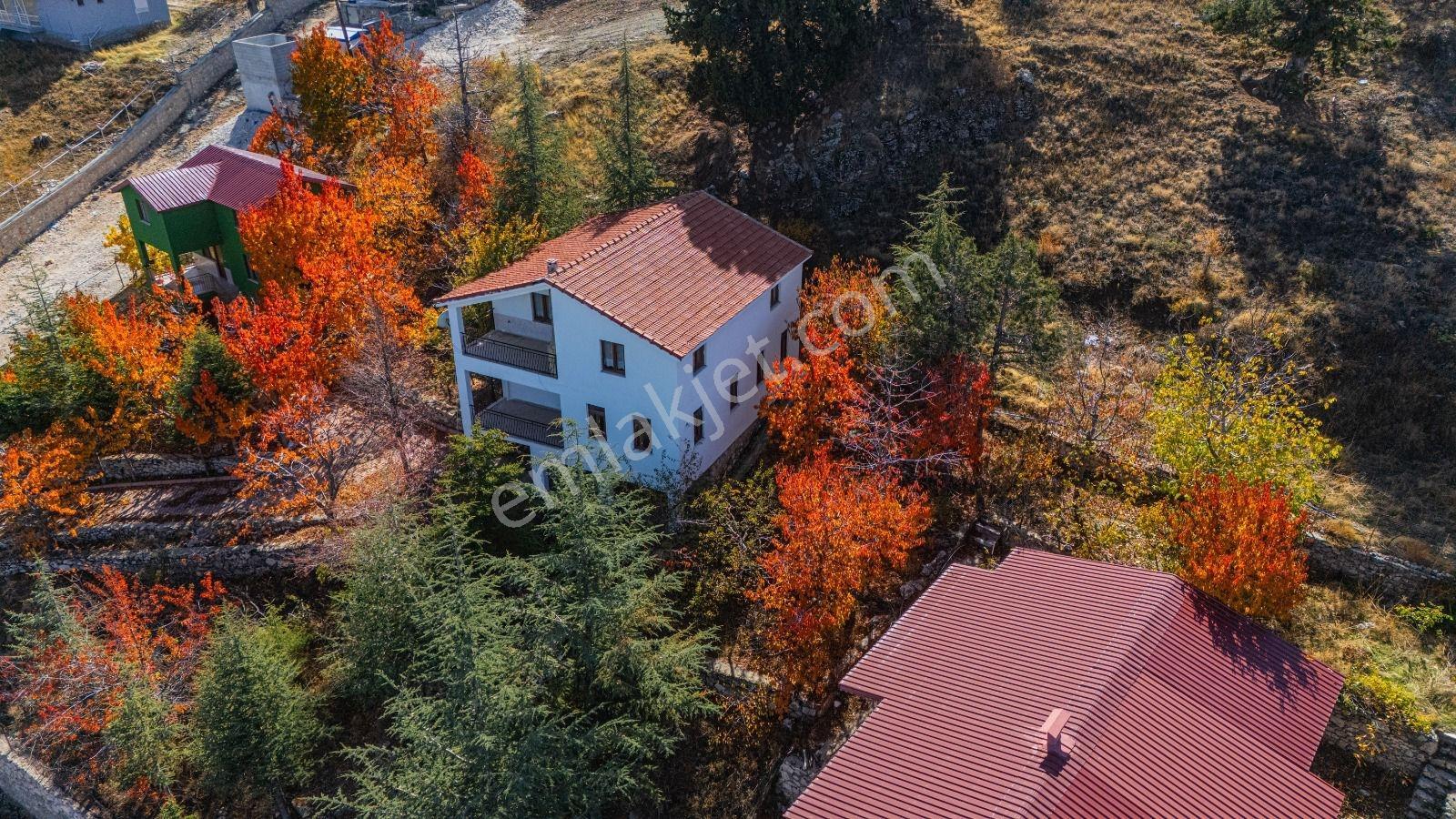 Antalya Geyikbayırı'nda Doğayla İç İçe Müstakil Villa - Görsel 12