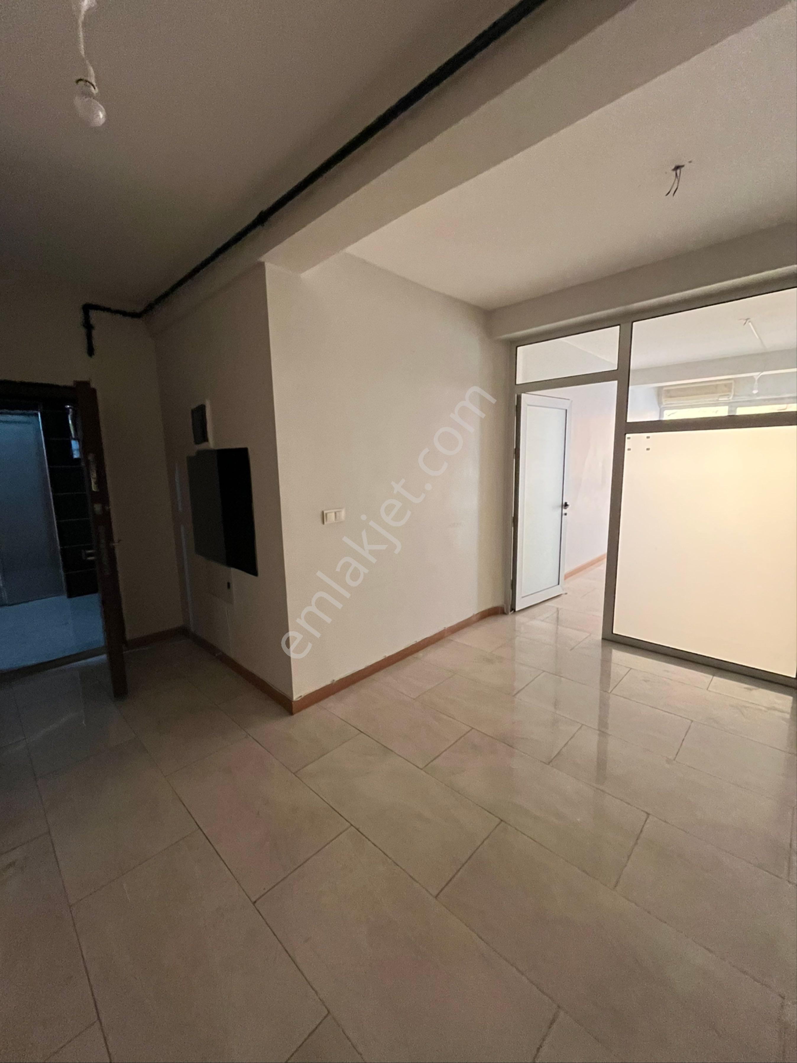 Denizli Çınar'da Teraslı Kiralık 2+1 Ofis 100m² - Görsel 7