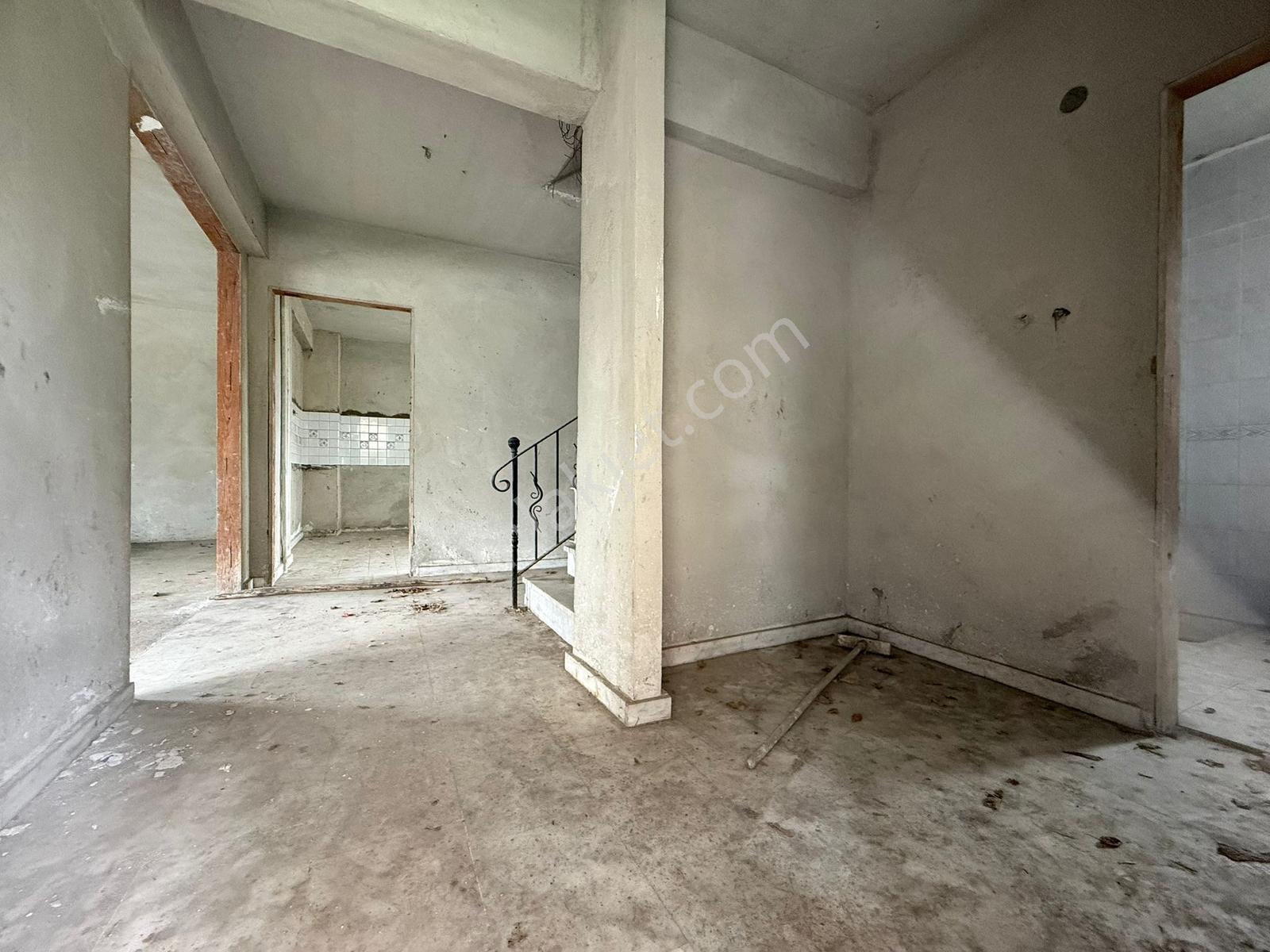 Beylikdüzü Butik Sitede 4 Katlı Natamam Villa Satılık - Görsel 30