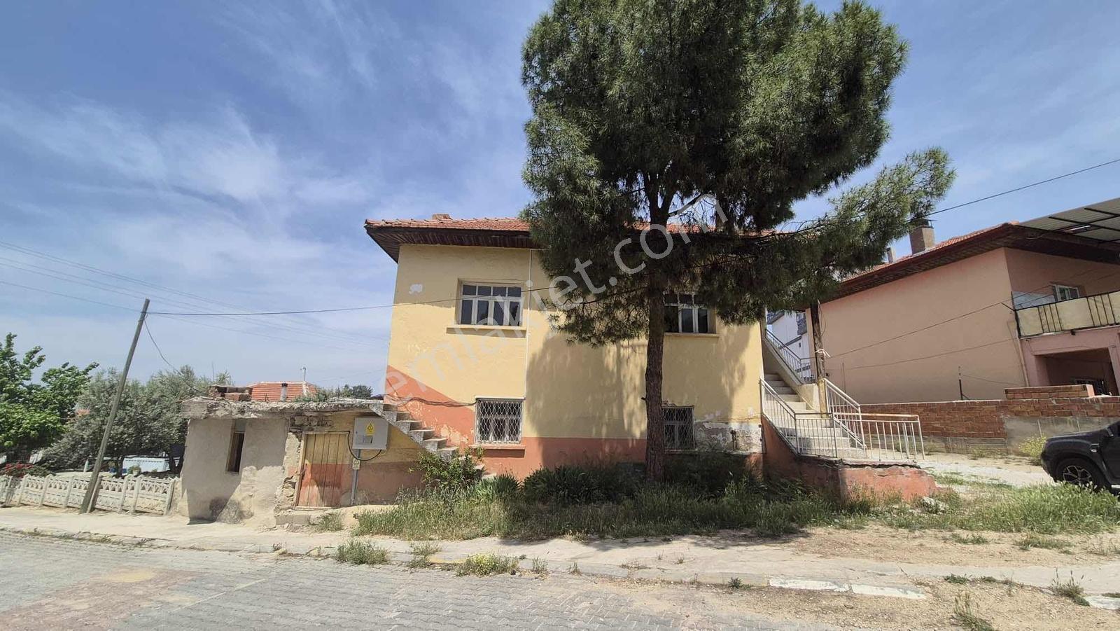Aybars'tan Irlıganlı'da Satılık 2 Katlı Müstakil Ev - Görsel 10