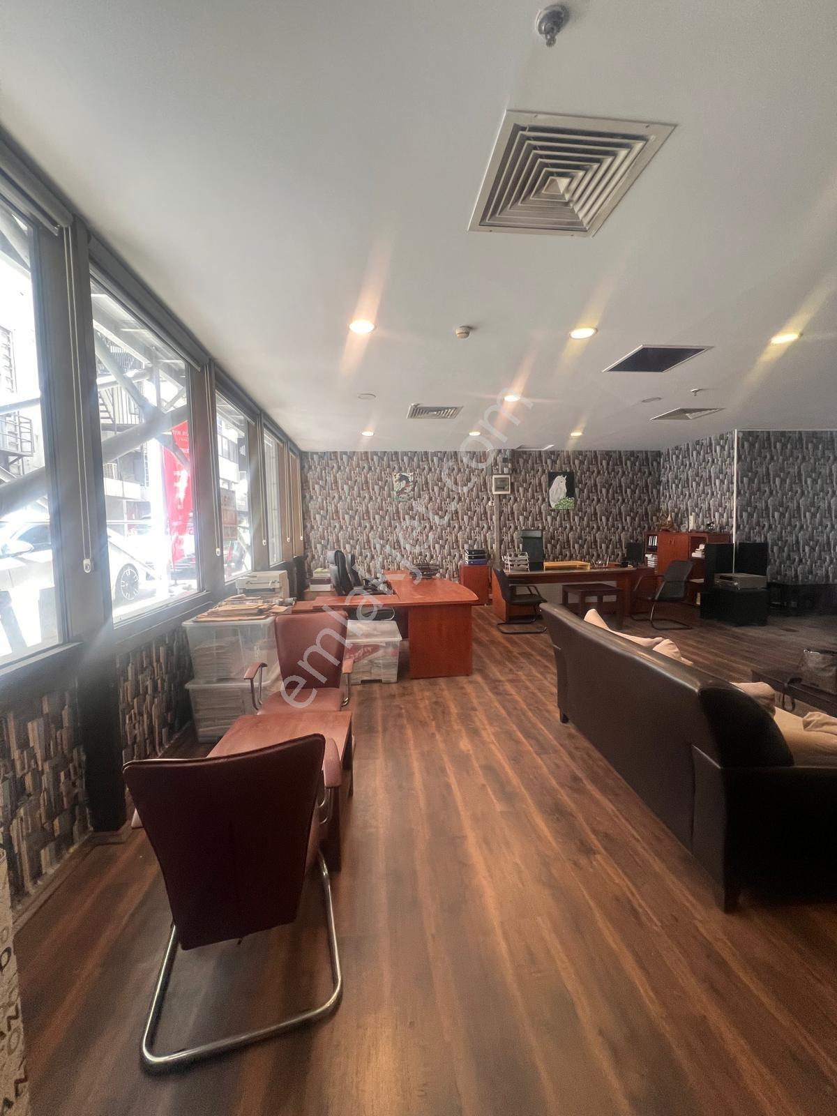 İzmir Hilton Otel İçerisinde Prestijli Kiralık Ticari Alan - Görsel 10
