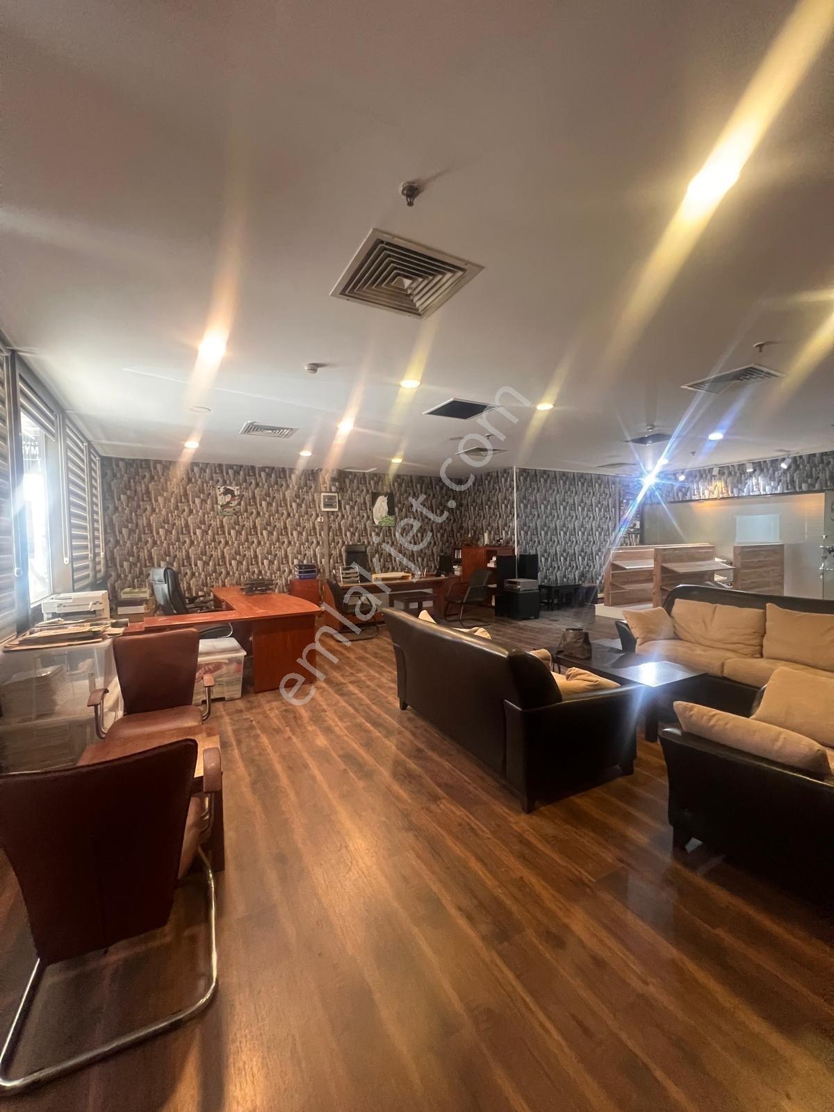 İzmir Hilton Otel İçerisinde Prestijli Kiralık Ticari Alan - Görsel 7
