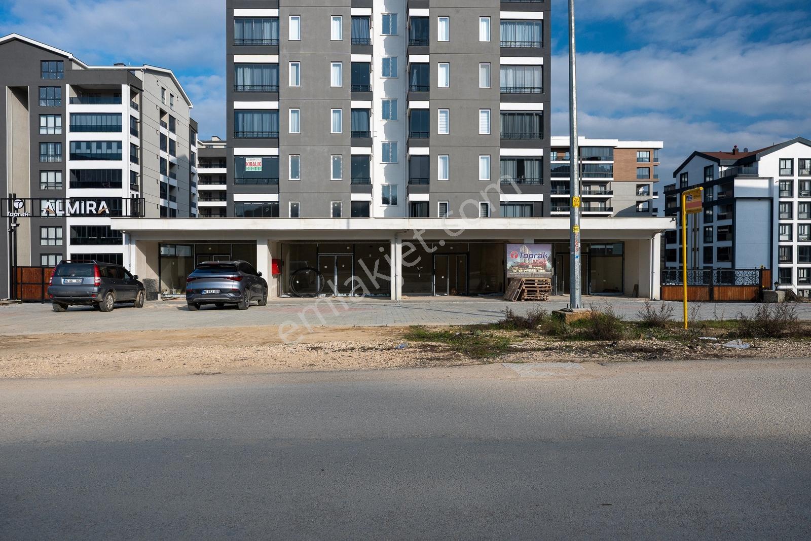 Cb Black'ten Kızılcıklı'da Kiralık Dükkan - Görsel 4