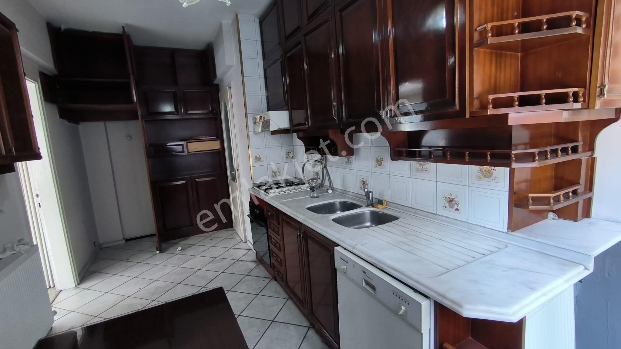 Trabzon Meydan Gazipaşa Caddesi Üzerinde Kiralık Ofis - Görsel 11