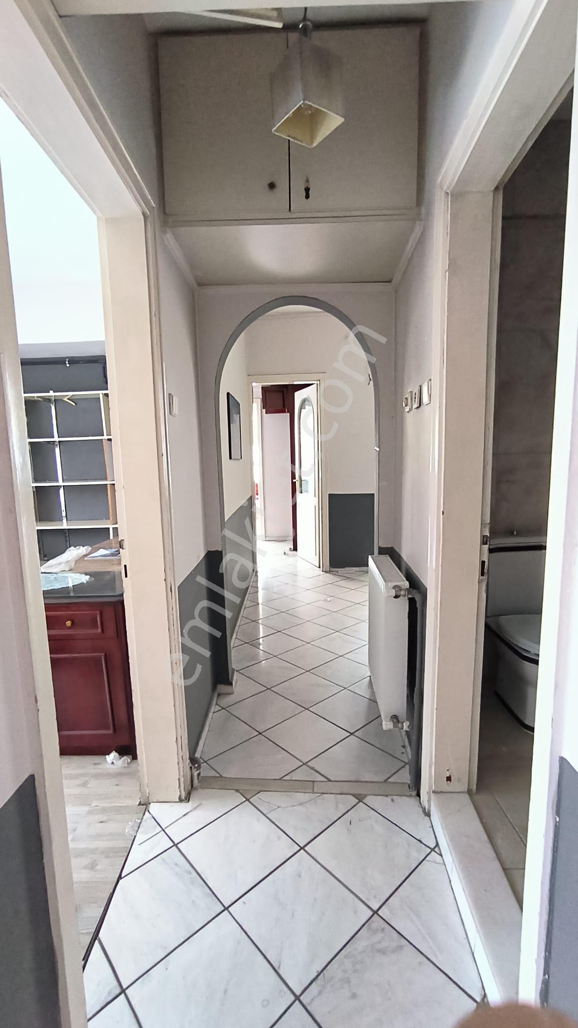 Trabzon Meydan Gazipaşa Caddesi Üzerinde Kiralık Ofis - Görsel 23