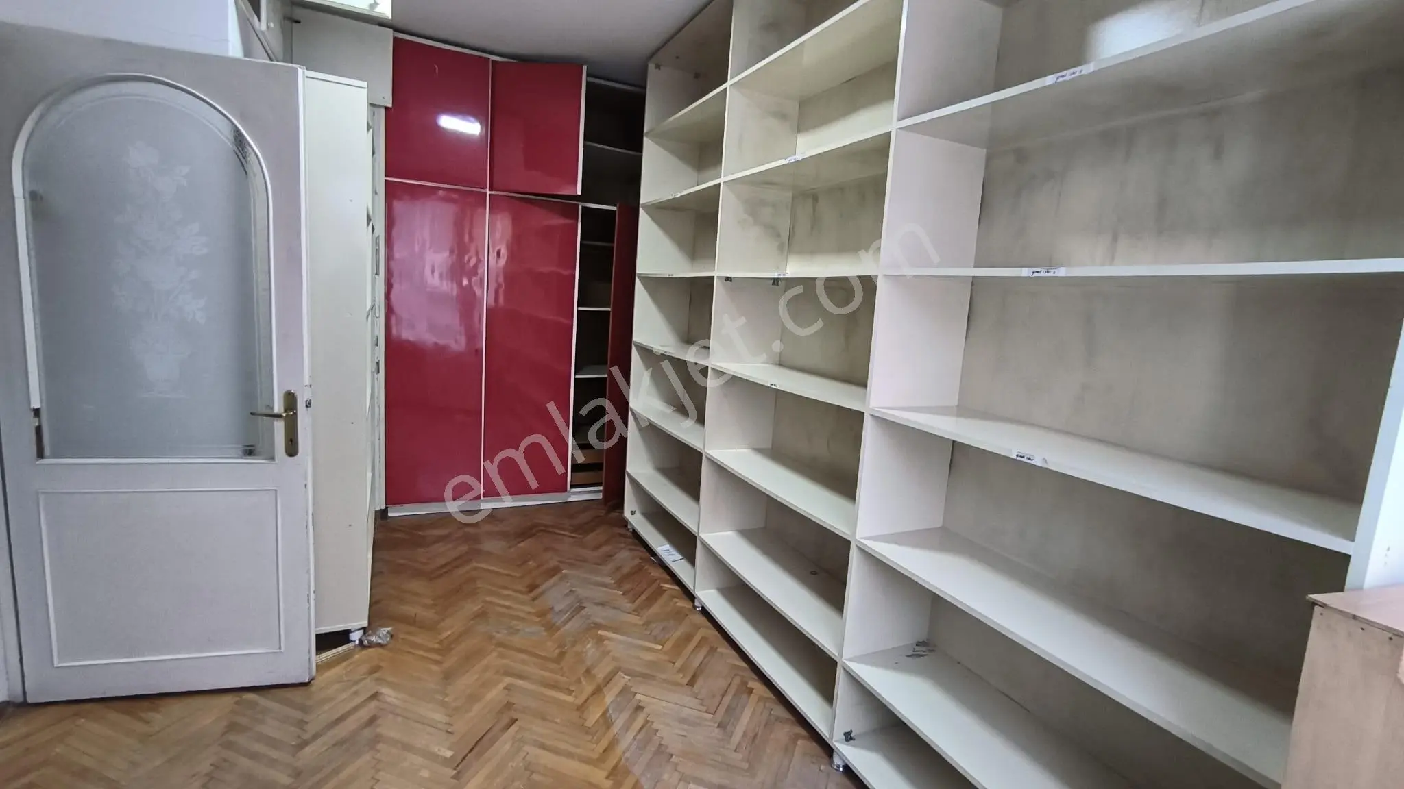 Trabzon Meydan Gazipaşa Caddesi Üzerinde Kiralık Ofis - Görsel 18