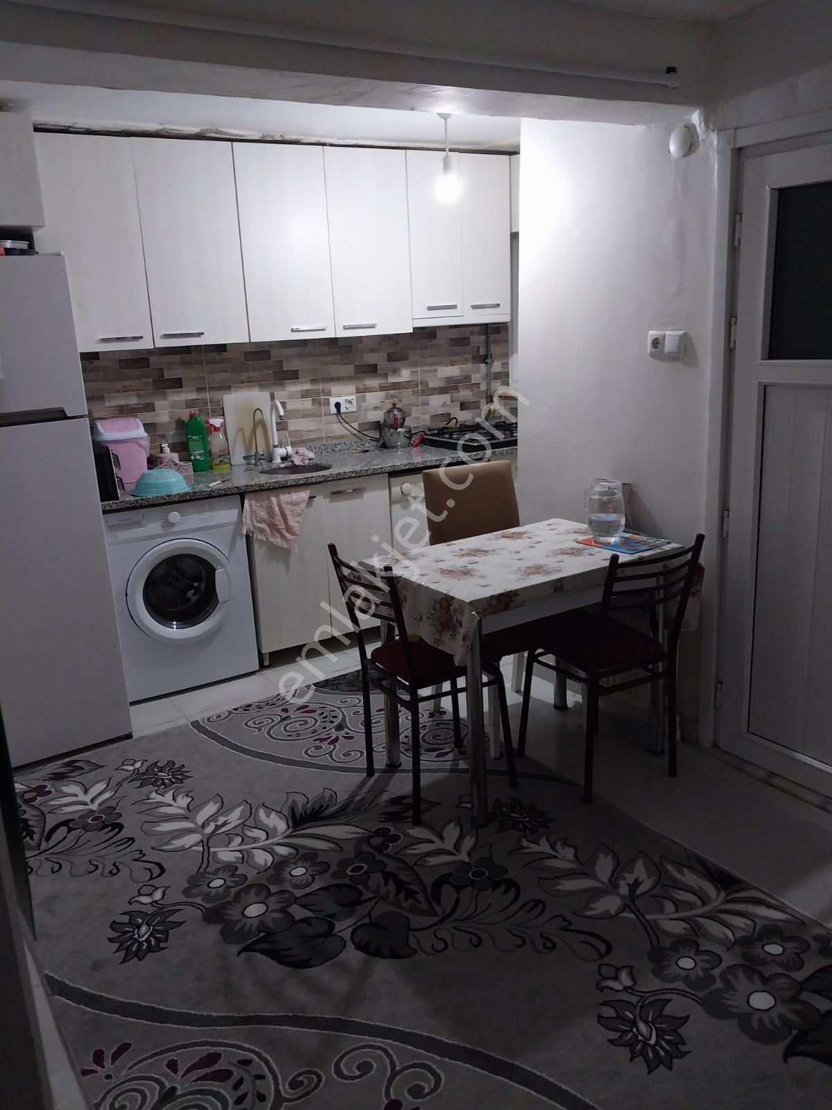 Beyoğlu Kasımpaşa Kaptanpaşa'da, 2+1, 70m2, K.uygun Olmayan, Satılık Girikat Daire-sözgen'den - 611 - Görsel 11