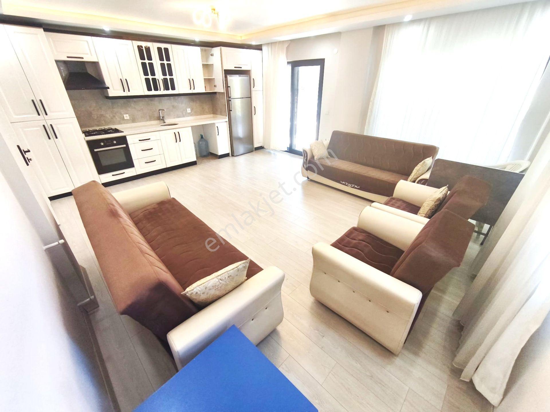 Burhaniye Pelitköy'de Aygül'den Tam Bağımsız Deniz Manzaralı Geniş Ailelere Özel 7+1 Satılık Villa - Görsel 3