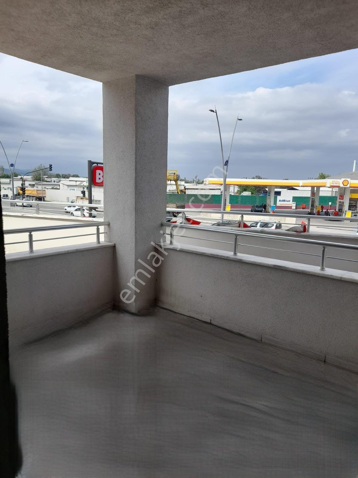 Rt Safir'den Ahıska Caddesi, Demirciyolu Ayrımında (3+1)acil Satılık Fırsat Daire - Görsel 30