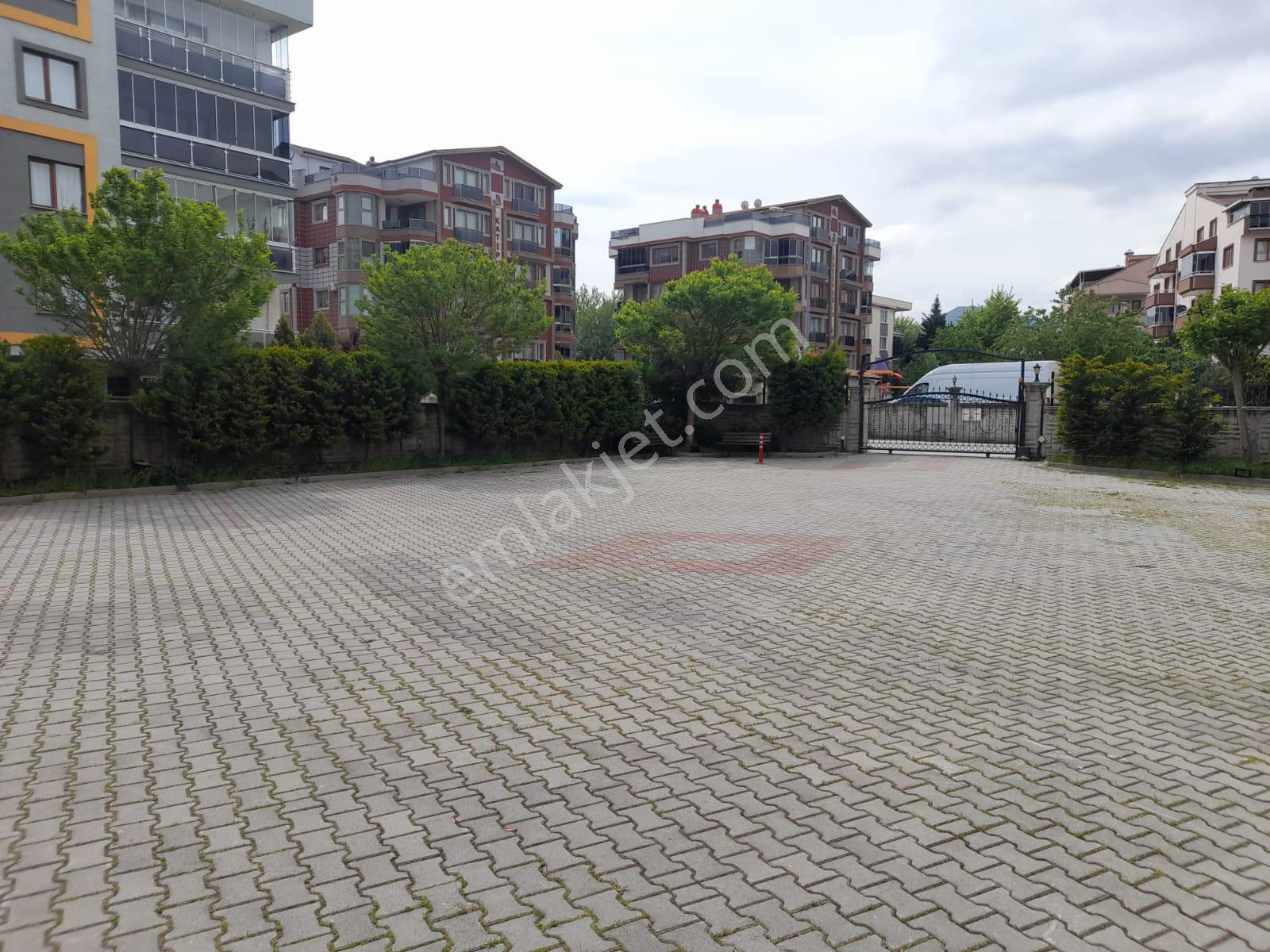 Rt Safir'den Ahıska Caddesi, Demirciyolu Ayrımında (3+1)acil Satılık Fırsat Daire - Görsel 3