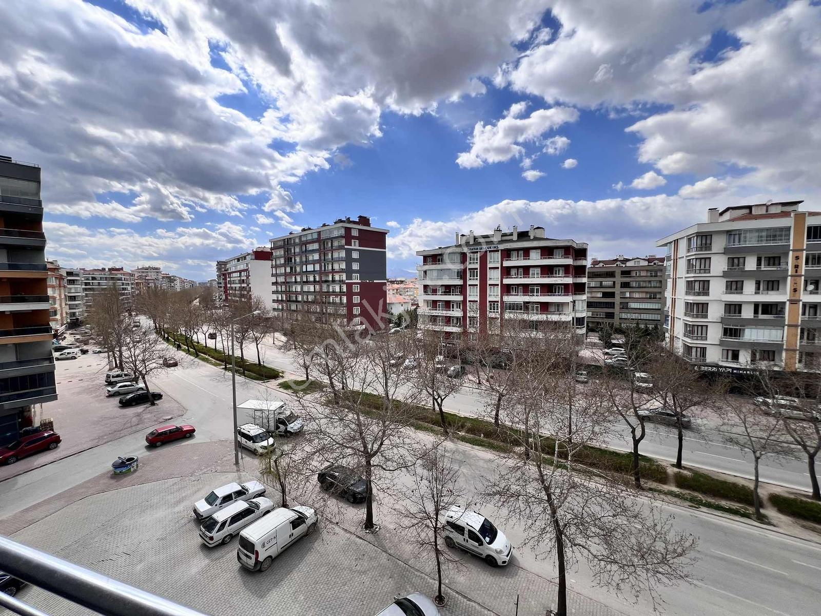 Akabe Mah. Full Yapılı Site İçi 3+1 Arakat Satılık Lüks Daire - Görsel 2