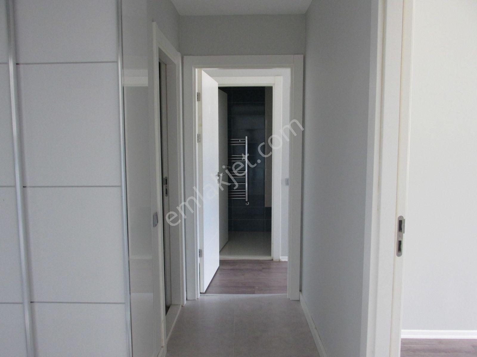 Bornova Goldiva Güney'de Net 80 M2 2+1 Satılık Daire - Görsel 9