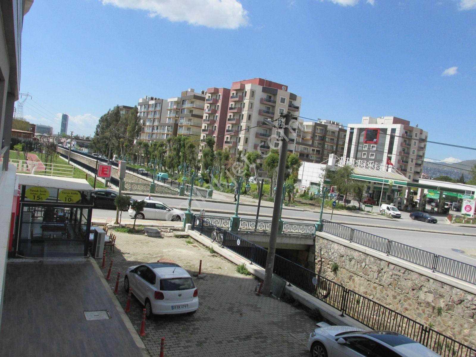 Bornova Goldiva Güney'de Net 80 M2 2+1 Satılık Daire - Görsel 25