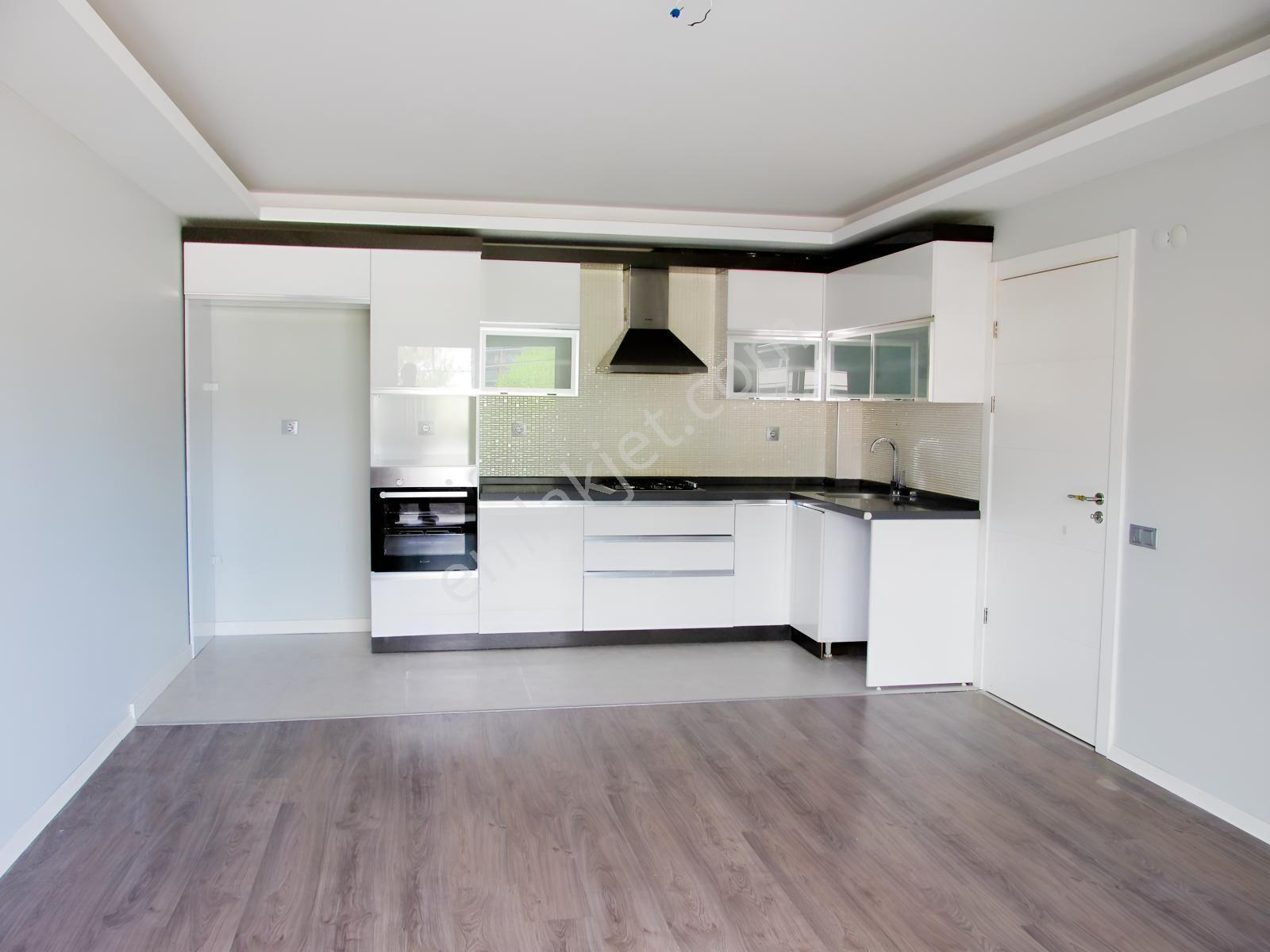 Bornova Goldiva Güney'de Net 80 M2 2+1 Satılık Daire - Görsel 24