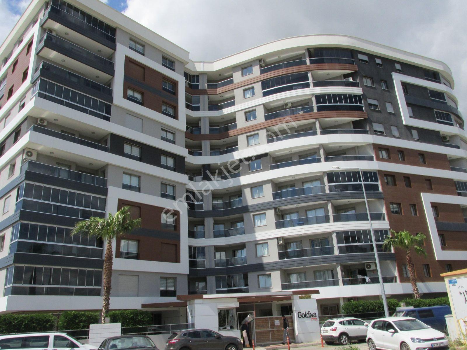 Bornova Goldiva Güney'de Net 80 M2 2+1 Satılık Daire - Görsel 8