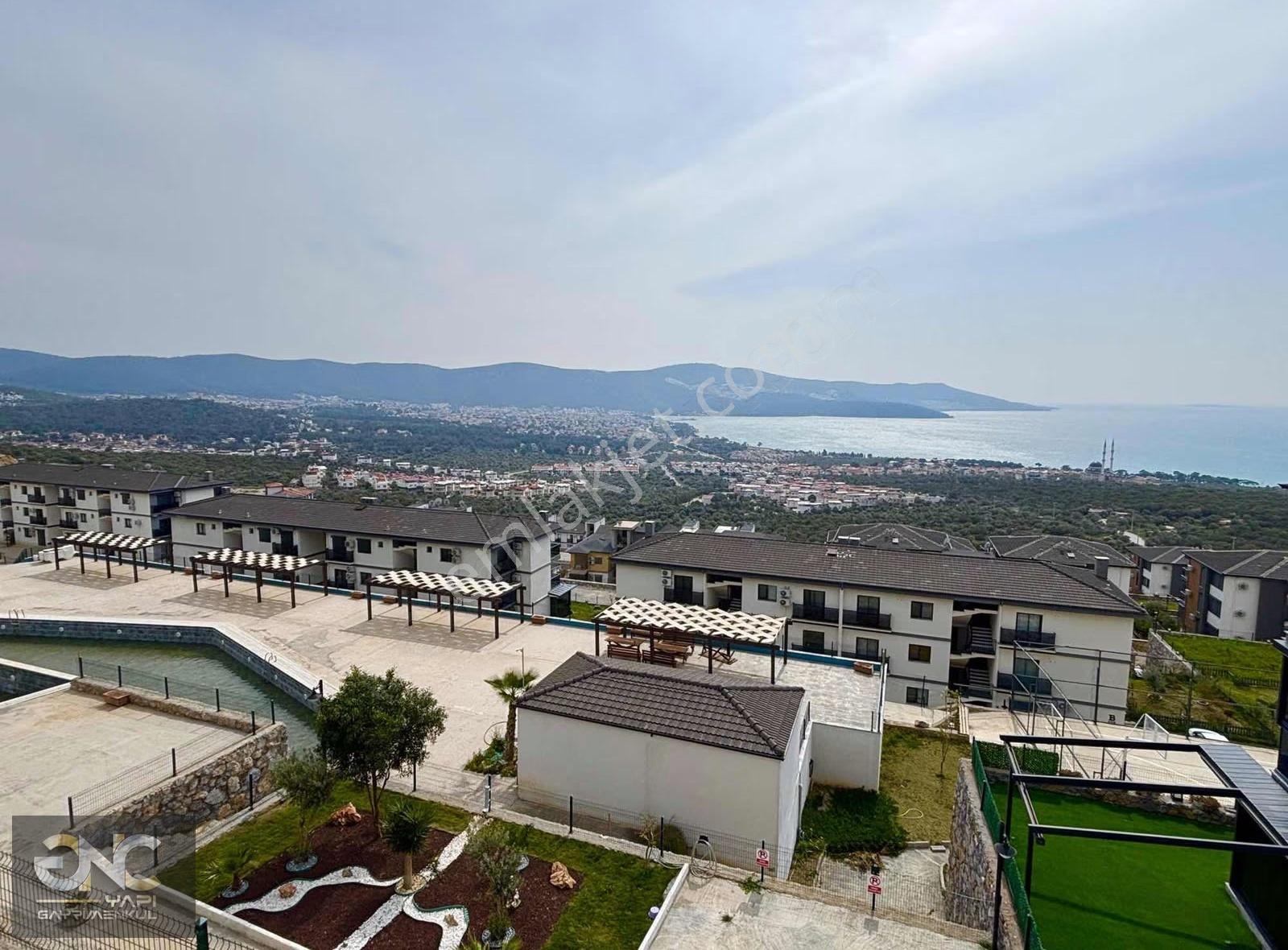 Olimpik Havuzlu Sitede Deniz Manzaralı Daire - Görsel 20