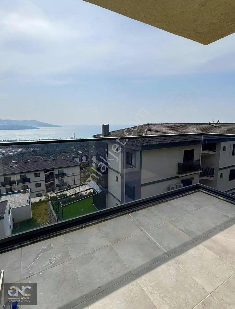 Olimpik Havuzlu Sitede Deniz Manzaralı Daire - Görsel 28