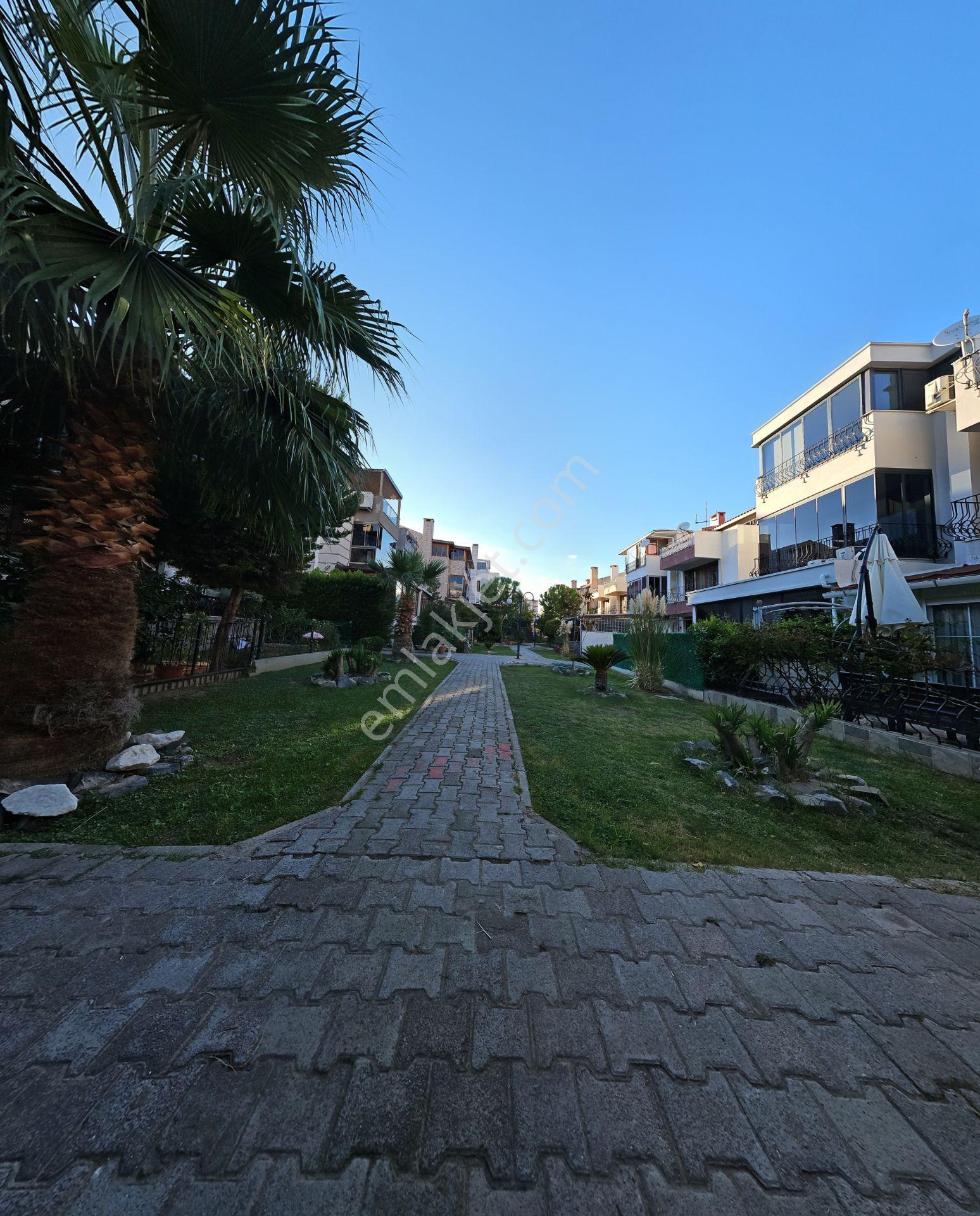 R82- Çiğli Yurtkent Sitesinde Fırsat Tripleks Villa !!! - Görsel 6