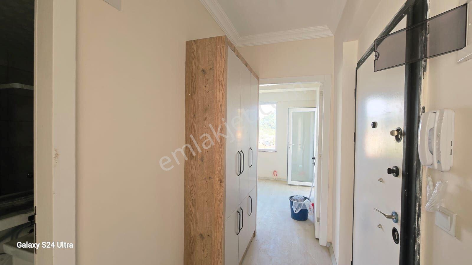 Dalaman Gazi Bulvarında 1+1 Satılık Daire 65 M² 2 Balkon - Görsel 9