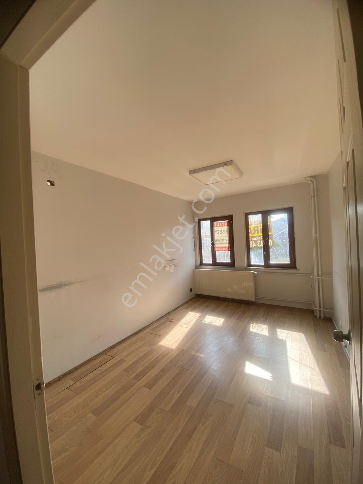 Üsküdar Bağlarbaşı Cad. 100m2 2. Kat Satılık Ofis Fırsatı - Görsel 21