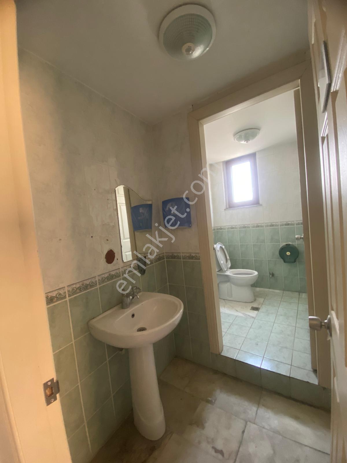 Üsküdar Bağlarbaşı Cad. 100m2 2. Kat Satılık Ofis Fırsatı - Görsel 10