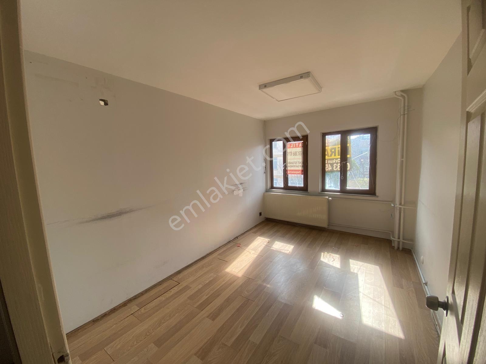 Üsküdar Bağlarbaşı Cad. 100m2 2. Kat Satılık Ofis Fırsatı - Görsel 12